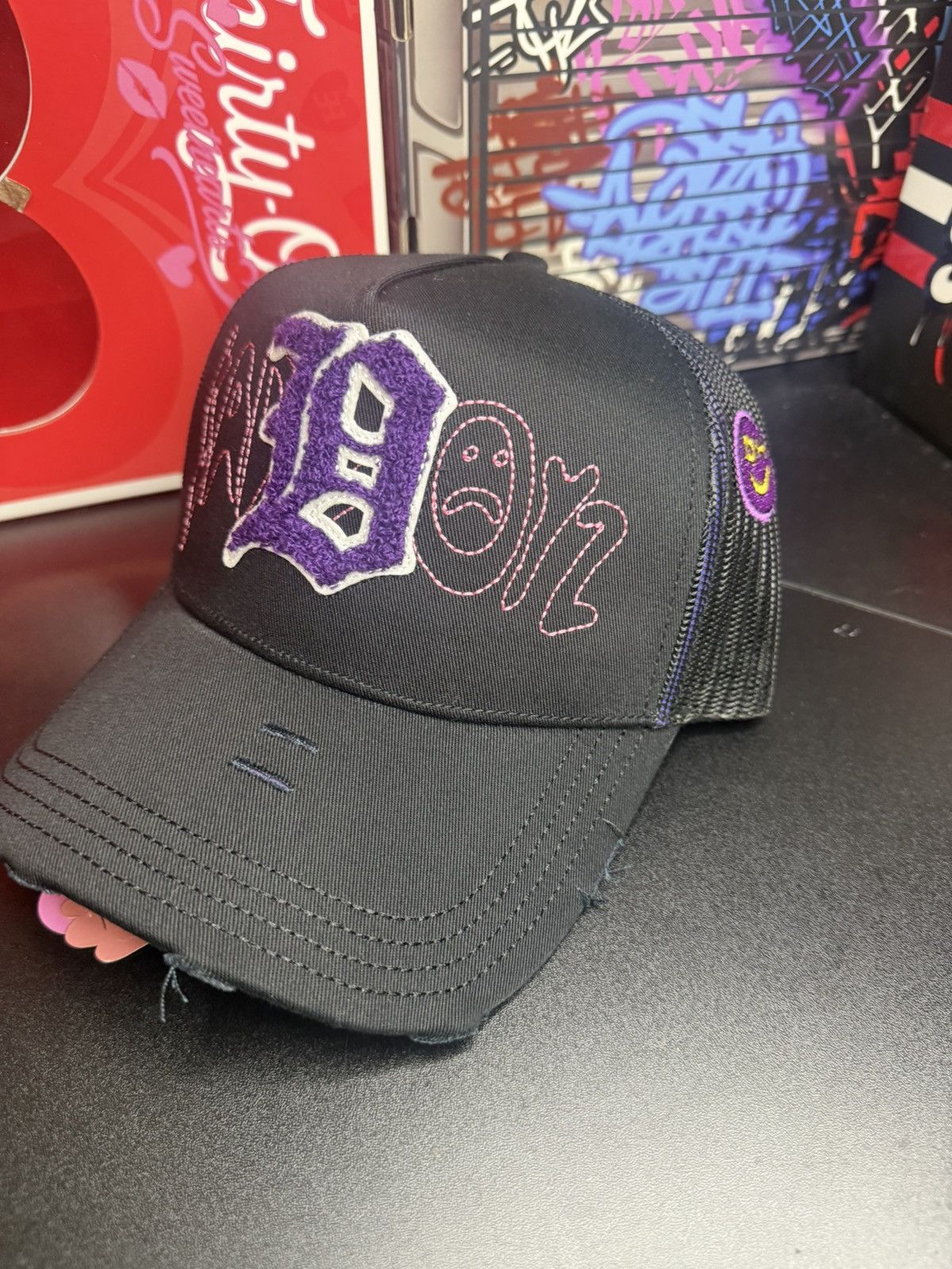 Other Dandy Hats Extssy Model Friends And Family Size ONE SIZE - 2 Thumbnail