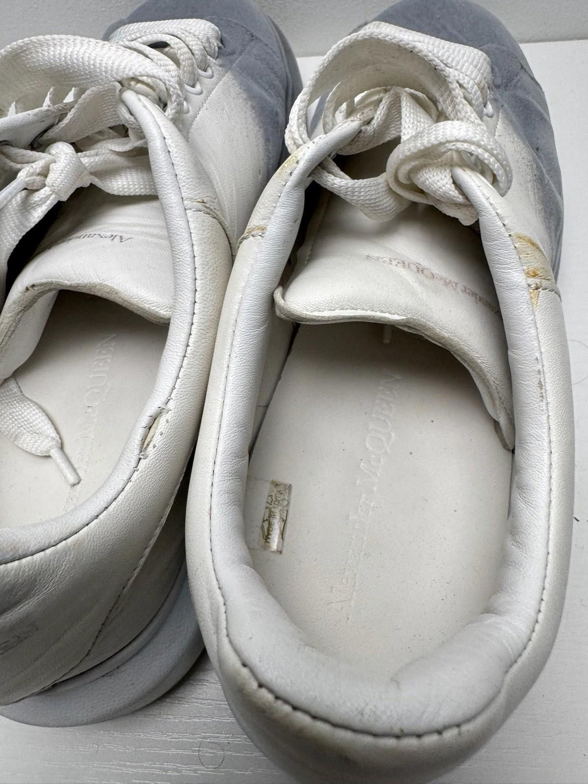 Alexander McQueen Alexander McQueen Oversized Spray Paint Sneaker SZ 43 White Size US 10 / EU 43 - 5 Thumbnail