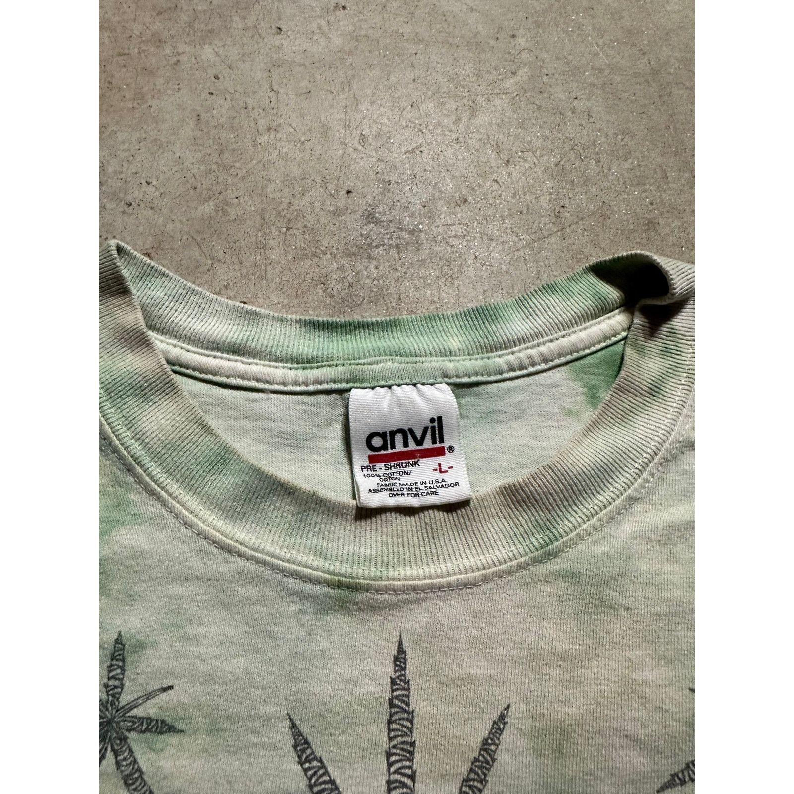 Anvil × Vintage Vintage High Times Magazine AOP 1999 T Shirt Marijuana Plant Size US L / EU 52-54 / 3 - 7 Thumbnail
