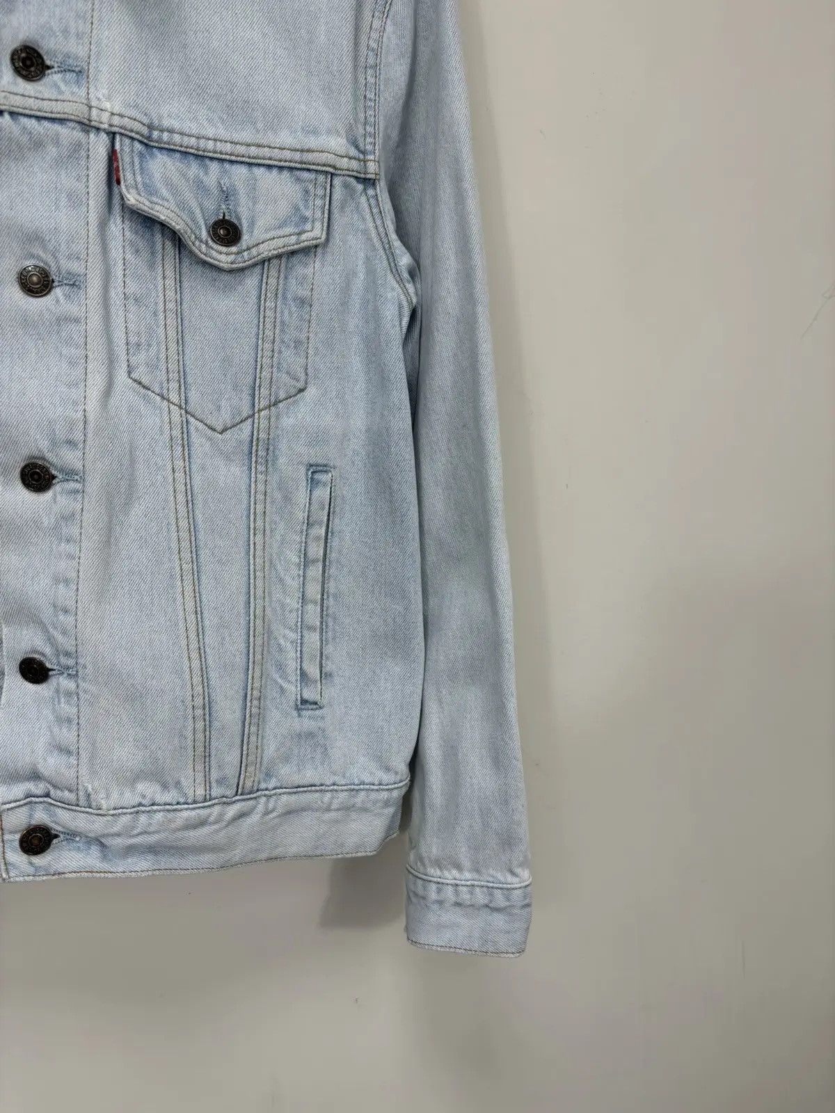 Levi's × Vintage Vintage 90s Levi’s USA Faded Light Blue Hype Denim Jacket Size US M / EU 48-50 / 2 - 8 Thumbnail