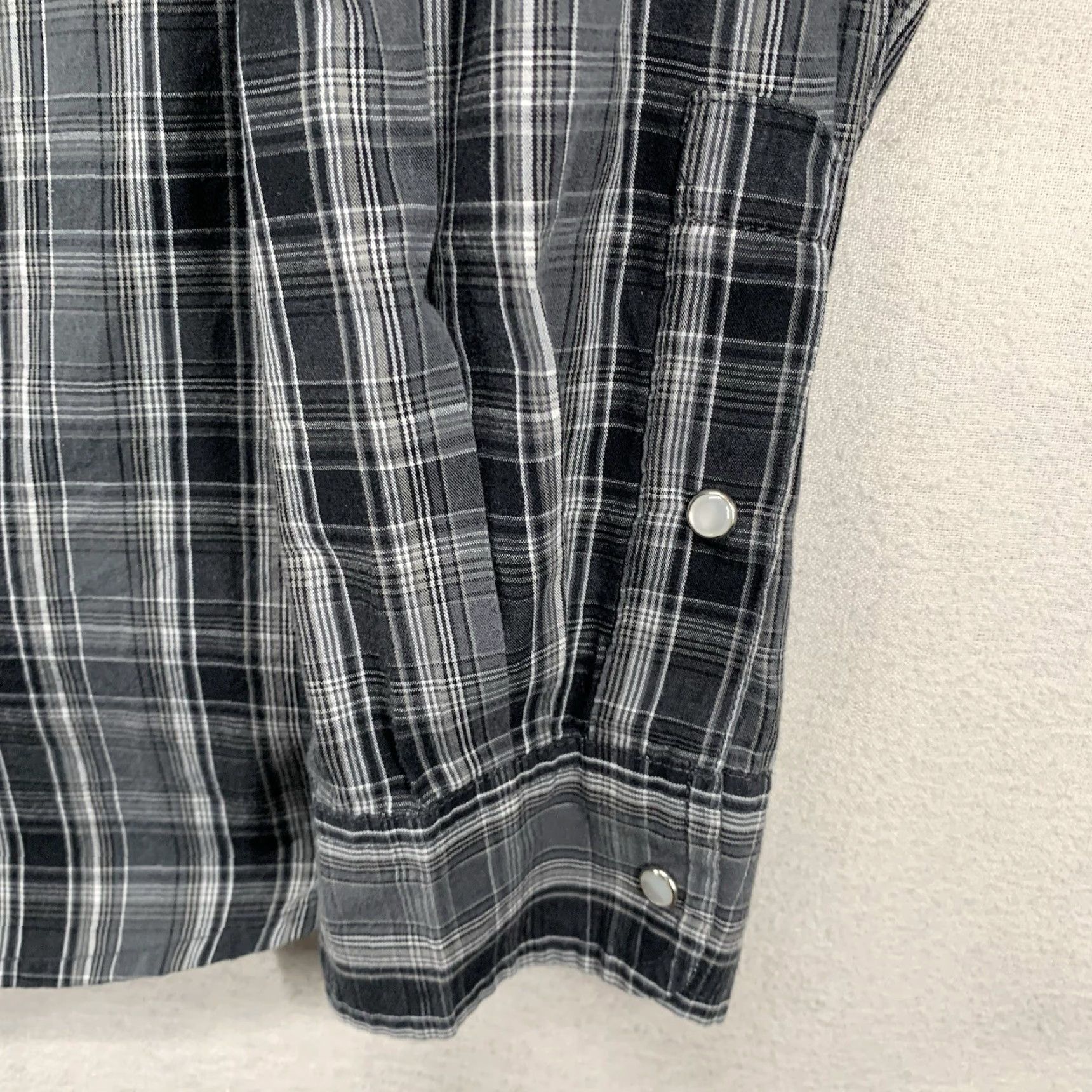 Levi's Levi's Men's Western Plaid Shirt Long Sleeve Casual Button-Up Large Black Gray Cotton Blend Size US L / EU 52-54 / 3 - 7 Thumbnail