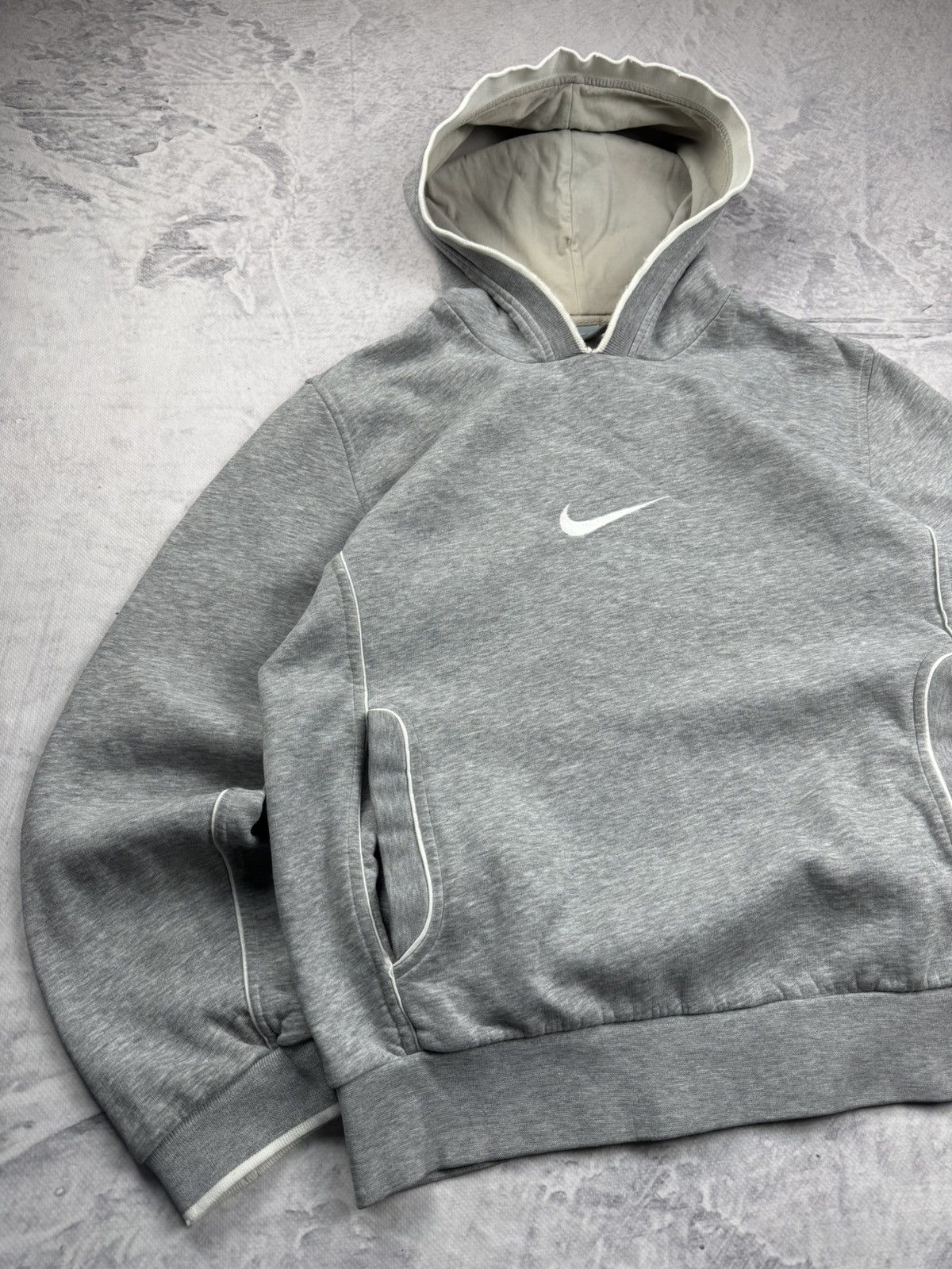 Nike × Vintage NIKE VINTAGE CENTER LOGO OVERSIZE BOXY HOODIE Size US M / EU 48-50 / 2 - 2 Thumbnail