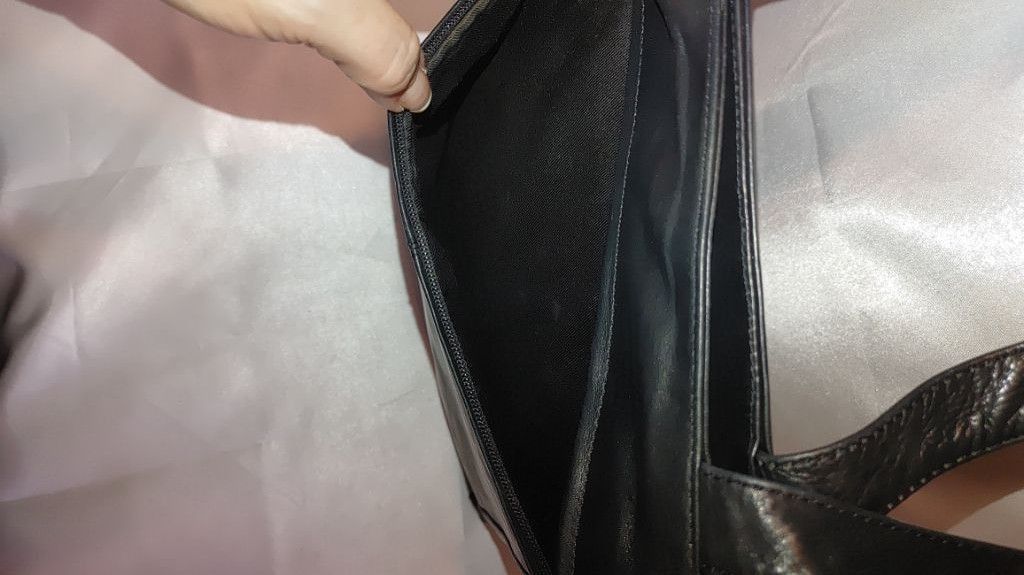 Wilsons Leather Wilsons Leather Shoulder Bag Size ONE SIZE - 6 Thumbnail