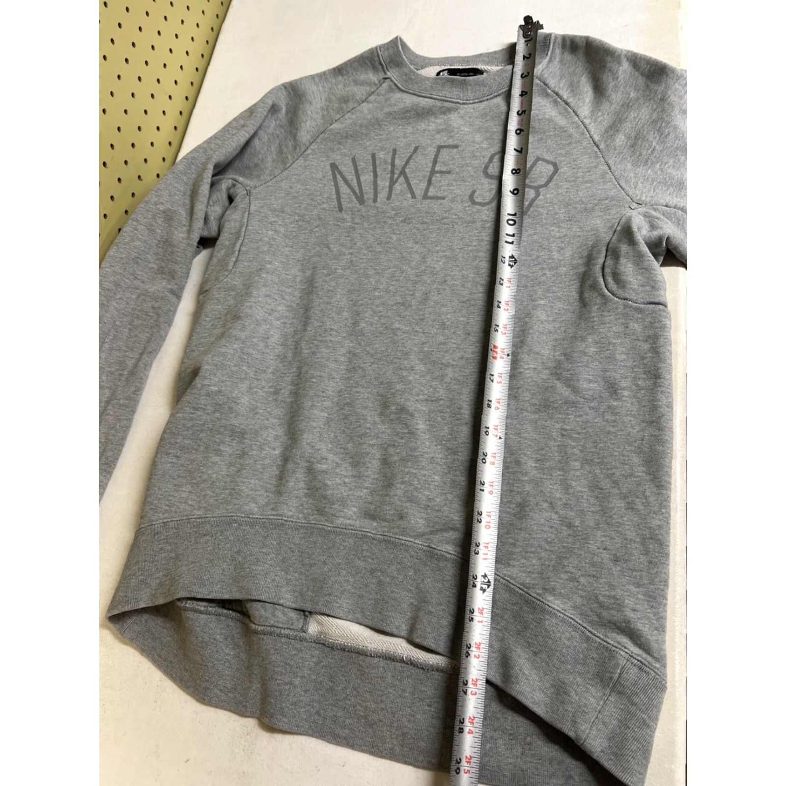 Nike Nike SB Sweatshirt Crew Neck Pullover Mens Size M Gray Navy Logo Knit Cotton Classic All Seasons Skateboarding Shirt Size US M / EU 48-50 / 2 - 3 Thumbnail