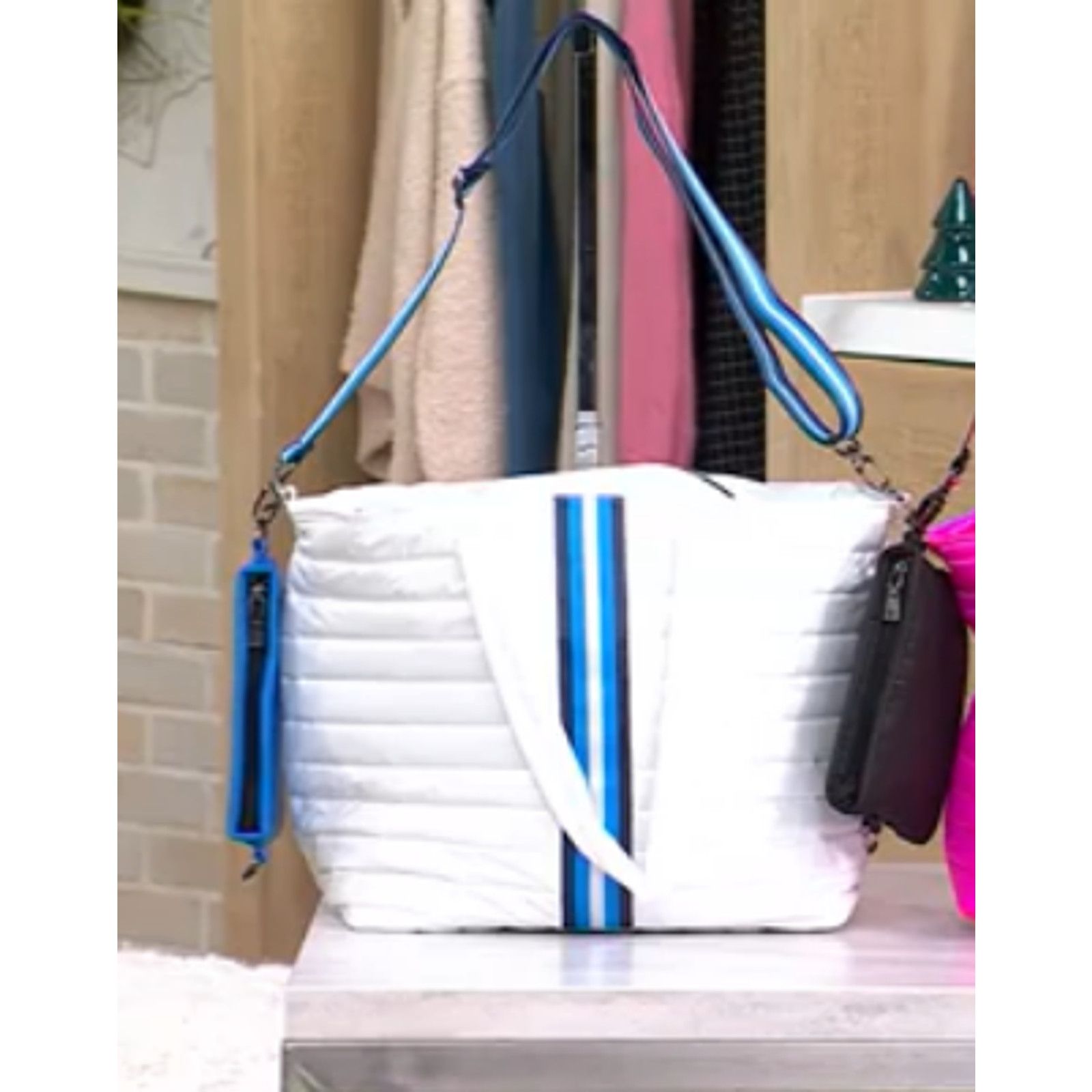 Other Think Royln Messenger & Pouch Bundle White NWT Size ONE SIZE - 3 Thumbnail