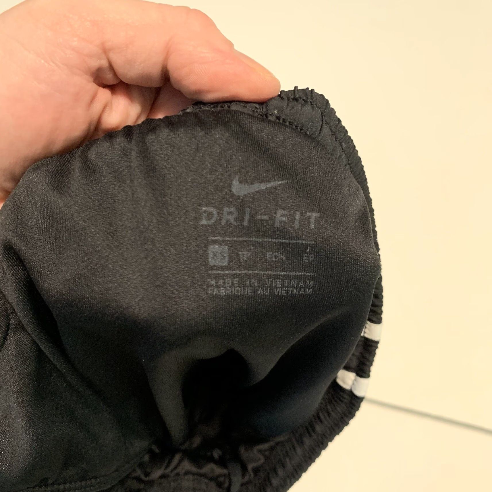 Nike Nike Dri Fit Black Athletic Running Shorts Women’s XS Elastic Drawstring Lined Sport Logo Gym Training Jogging Outdoor Blended Polyester Short Size 26" / US 2 / IT 38 - 7 Thumbnail