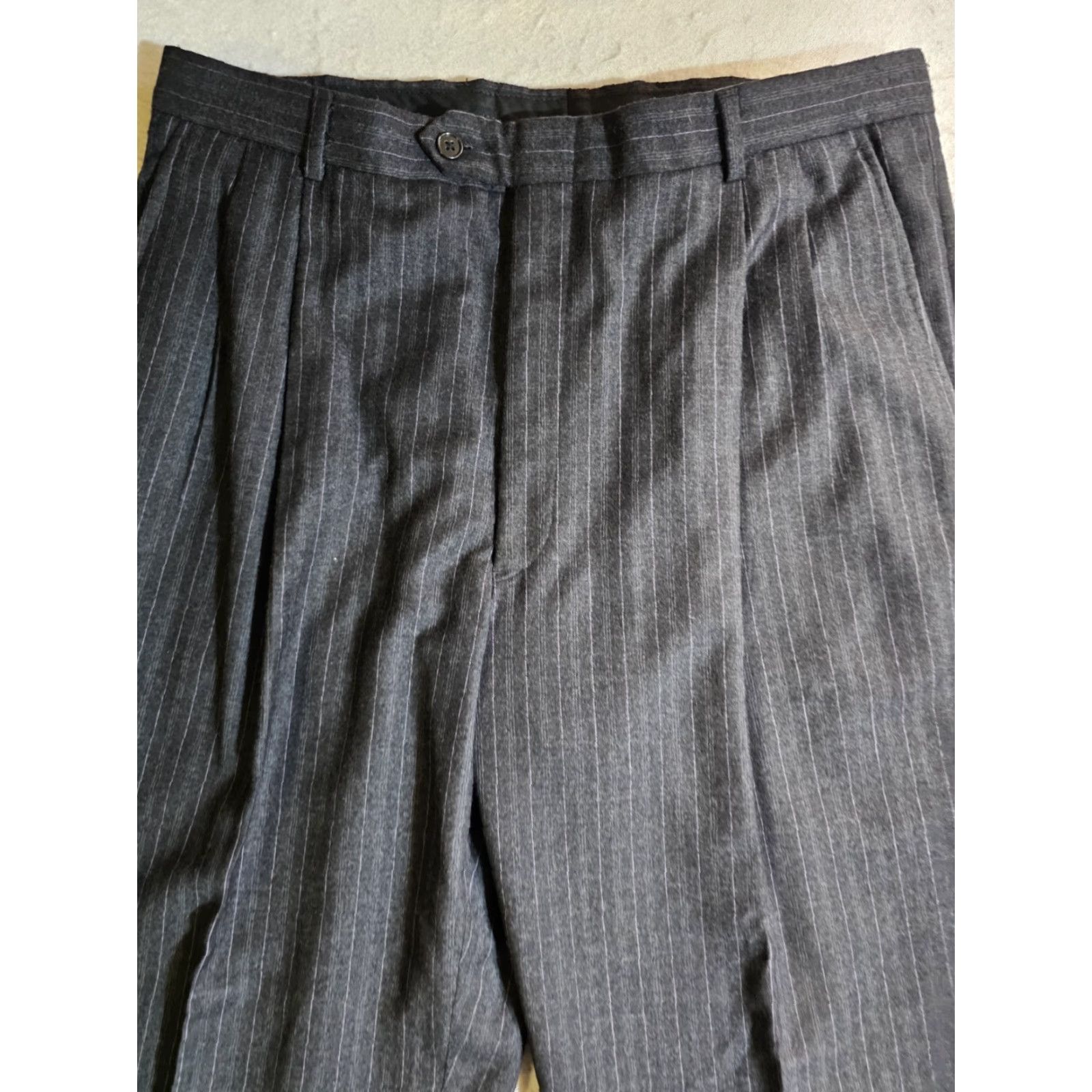 Hart Schaffner Marx VINTAGE Hart Schaffner Marx 1887 Collection Pin Striped 2 Pc Suit Sz 42 R 34x30 Charcoal Gray Wool Size 42R - 3 Thumbnail