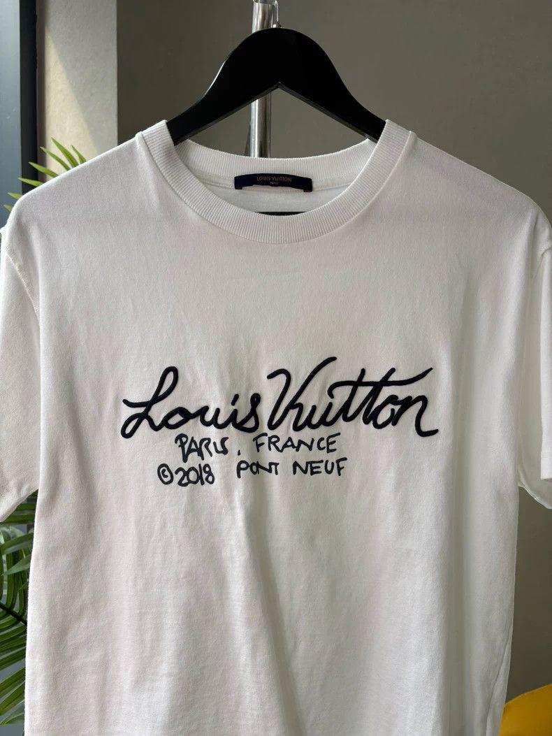 Louis Vuitton Louis Vuitton White embroidered short sleeve 2503-Nextarrow Size US S / EU 44-46 / 1 - 3 Thumbnail