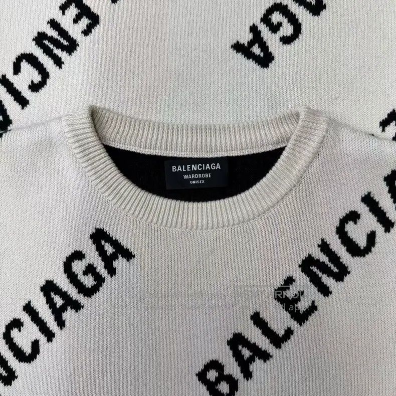 Balenciaga Balenciaga Light beige all-over print sweater Size US S / EU 44-46 / 1 - 5 Thumbnail