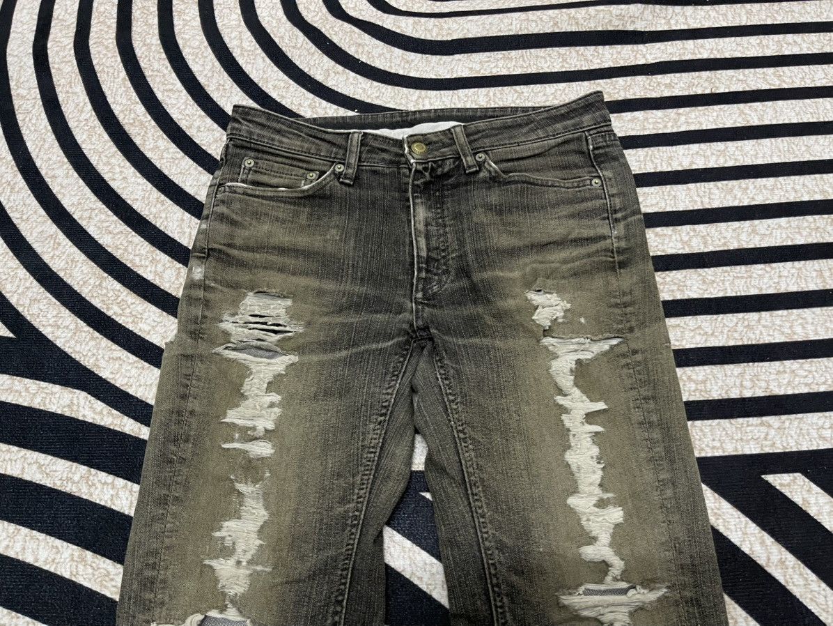 If Six Was Nine 2000s IFSIXWASNINE INSPIRED DISTRESSED FLARE JEANS Size US 30 / EU 46 - 6 Thumbnail