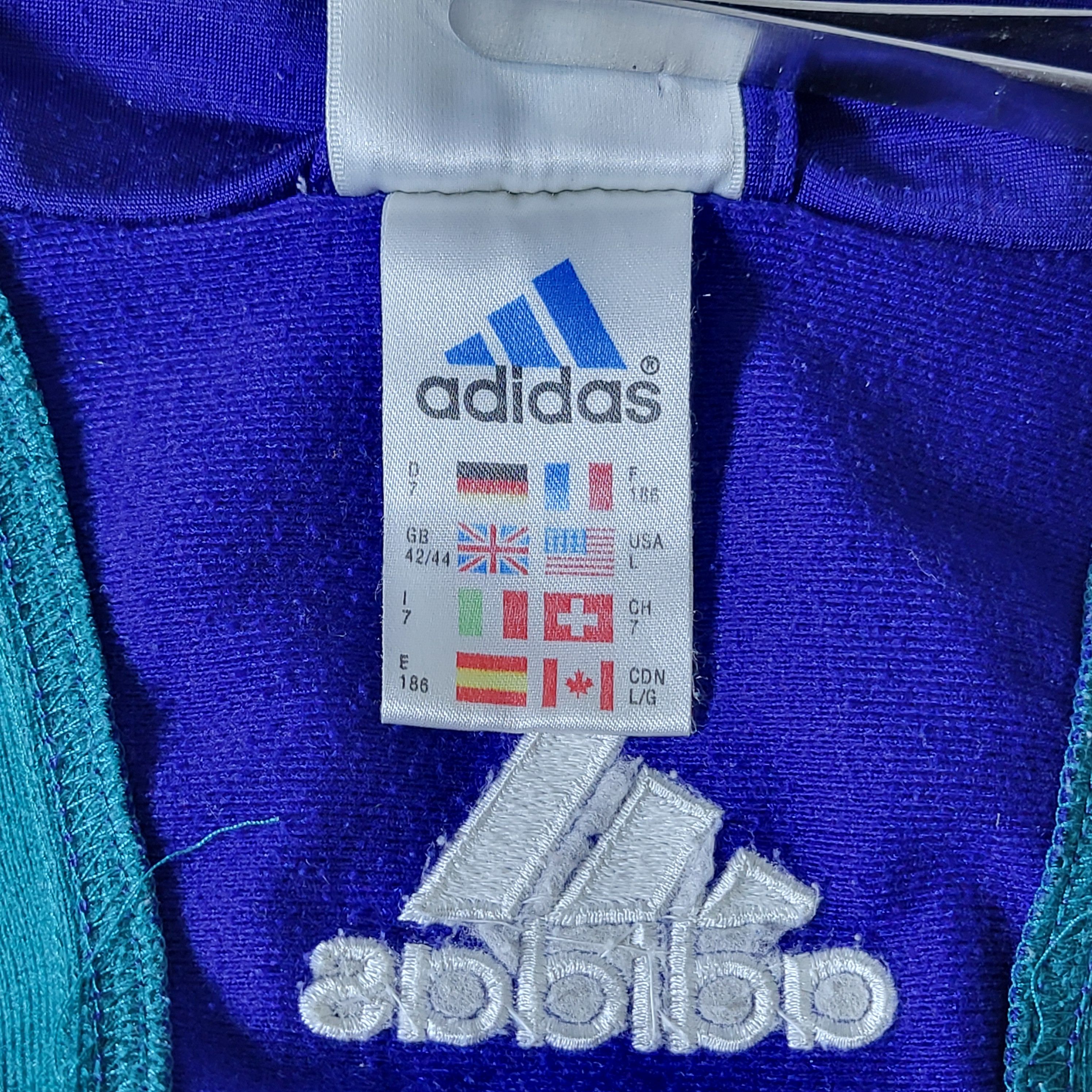Adidas Vintage Adidas full zip track jacket.Size L but fit XL. Size US L / EU 52-54 / 3 - 8 Thumbnail
