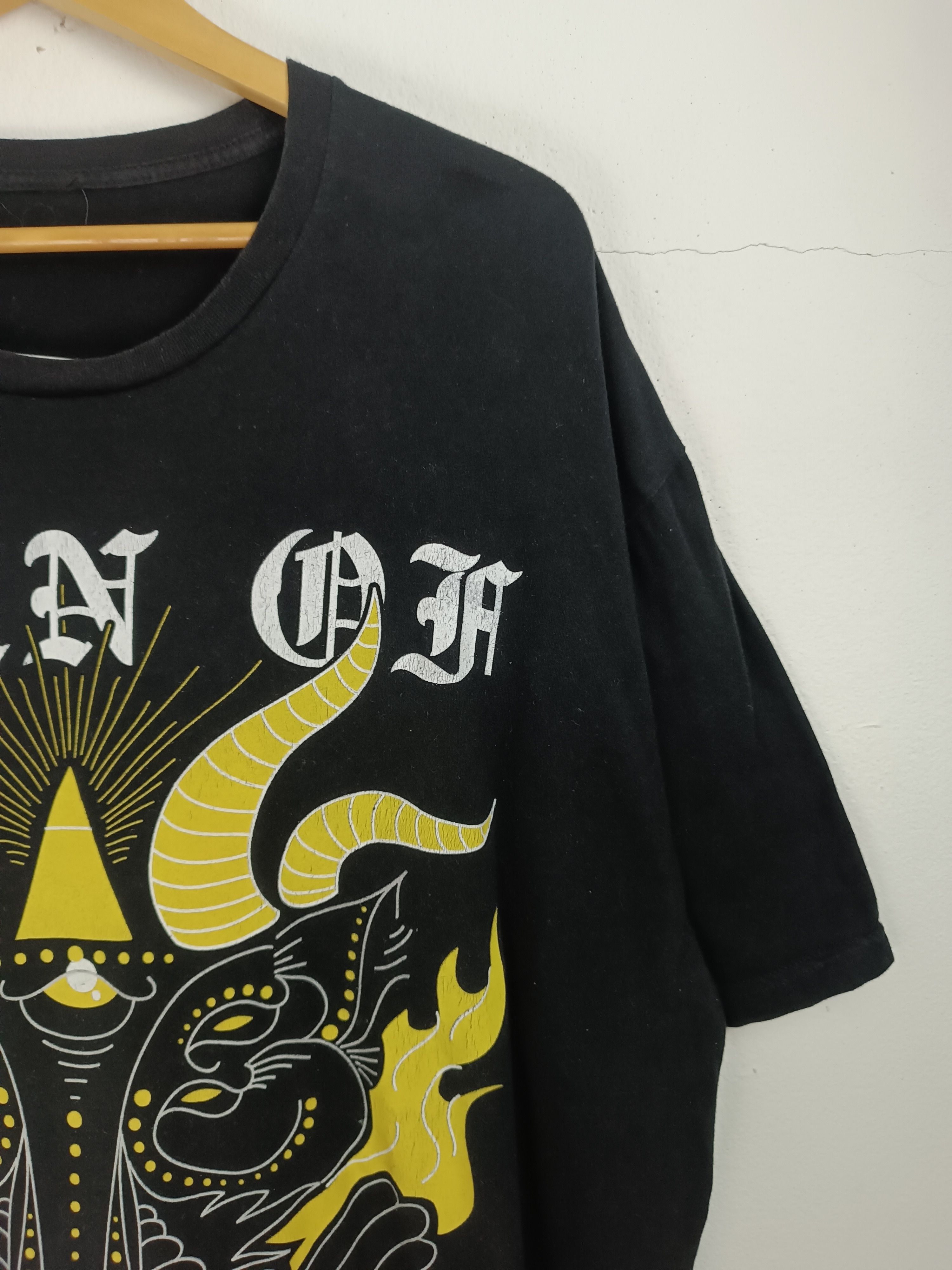 Band Tees VINTAGE BORN OF OSIRIS METALCORE BAND ATTILA CHELSEA GRIN Size US XXL / EU 58 / 5 - 6 Thumbnail