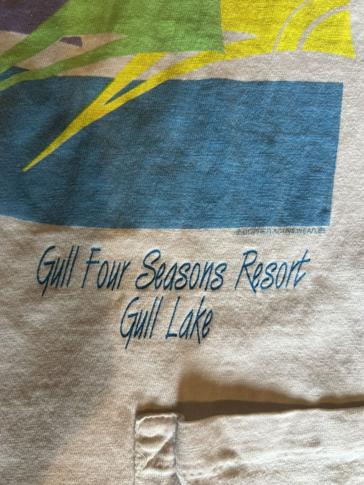 Vintage Vintage 1985 four seasons resort Gull Lake T-shirt Size US L / EU 52-54 / 3 - 3 Thumbnail