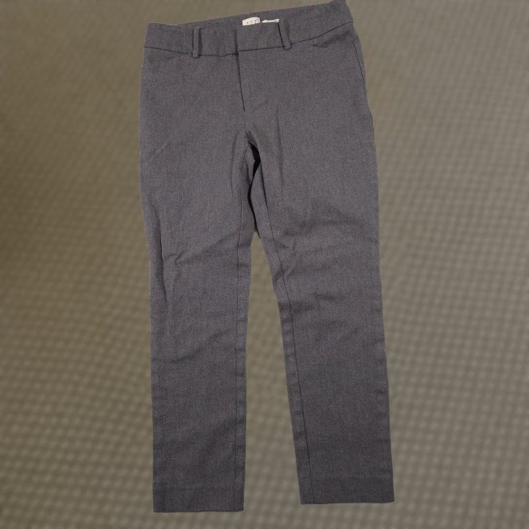 Vintage A New Day Pants Womens 6 Gray Stretch Slim Fit Trousers Cotton Blend Dress Pants Casual Workwear Size 28" / US 6 / IT 42 - 1 Thumbnail