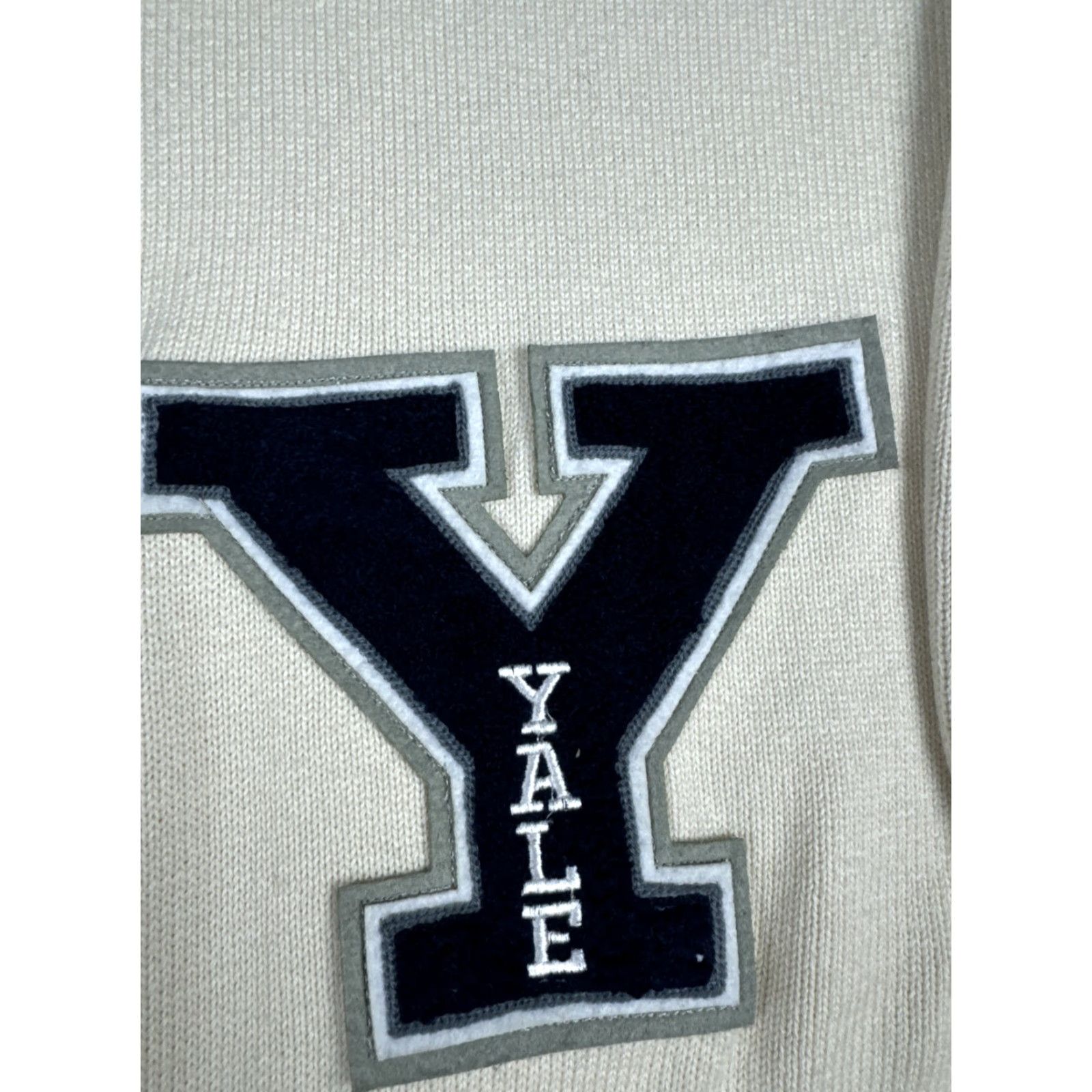 Vintage VINTAGE The Yale Bookstore Cardigan Sweater Sz Small Unisex Mens White University Sweatshirt Size US S / EU 44-46 / 1 - 2 Thumbnail