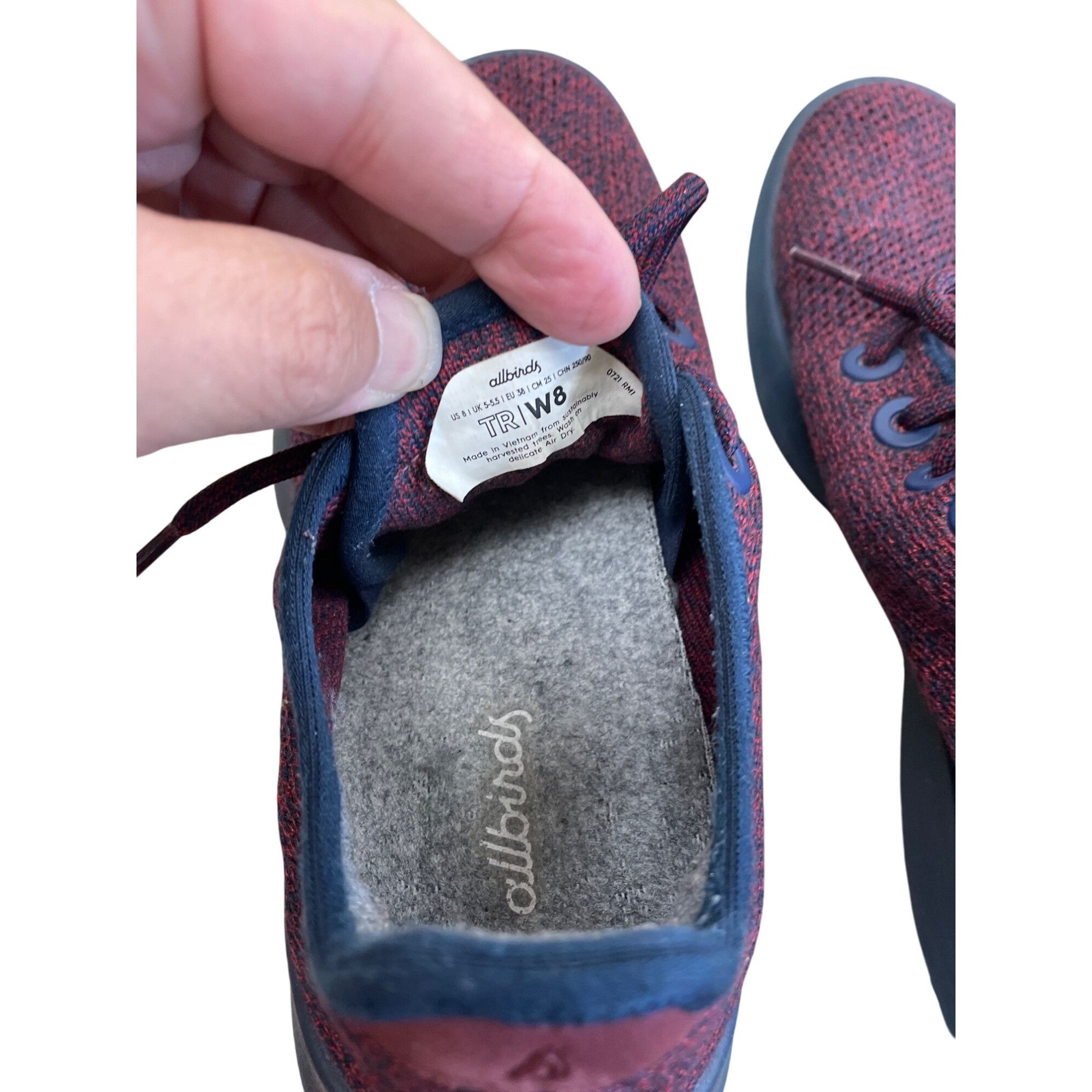 Allbirds Allbirds Womens Red Running Sneakers shoes Size 8 SKU 8391 Size US 8 / IT 38 - 9 Thumbnail