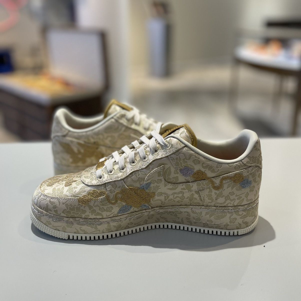 Nike Nike Air Force 1 Low Year of the Dragon (2024) Size US 9.5 / EU 42-43 - 5 Thumbnail