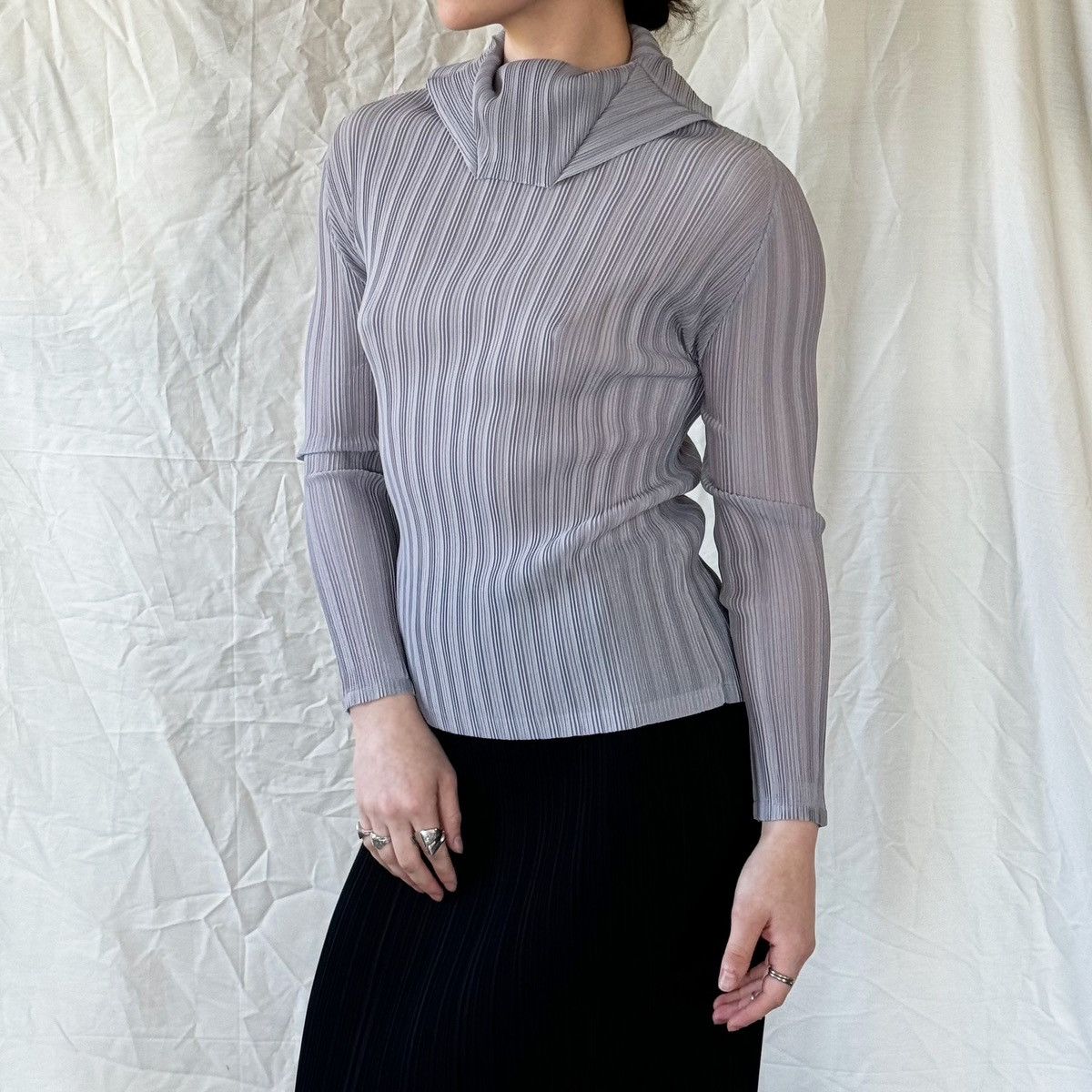 Issey Miyake × Pleats Please Issey Miyake Pleats Please FW 2000 Gray Top Size M / US 6-8 / IT 42-44 - 2 Thumbnail