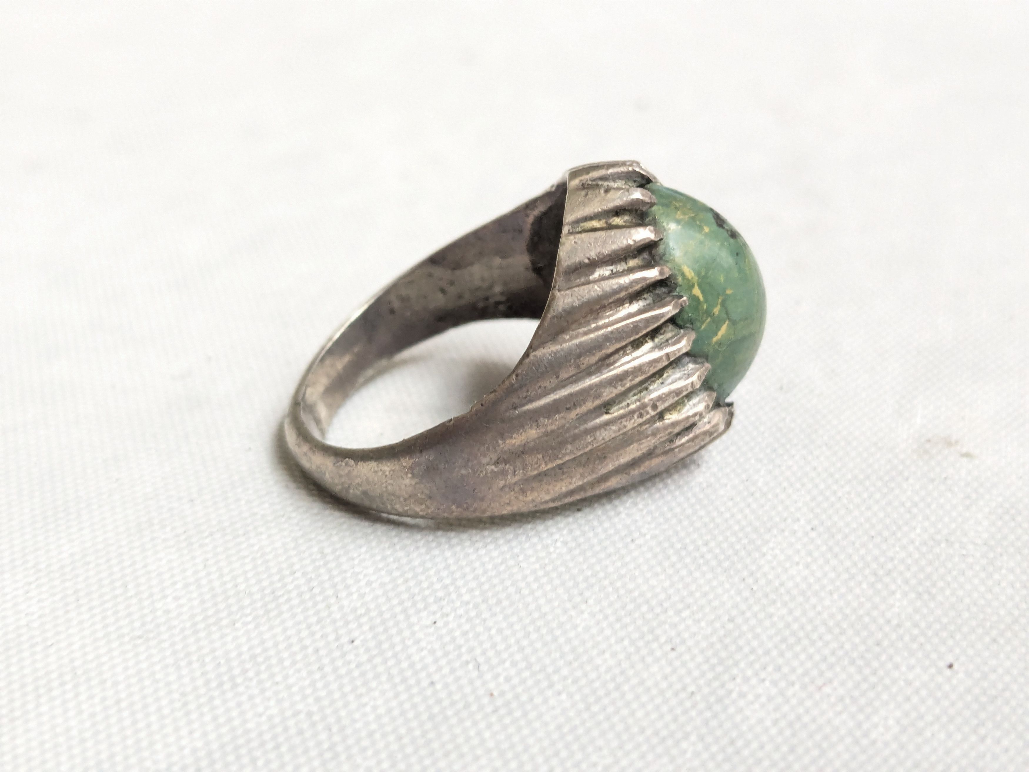 Jewelry Vintage Sterling Silver Ring Turquoise Oval Cabochon 10 Size ONE SIZE - 5 Thumbnail