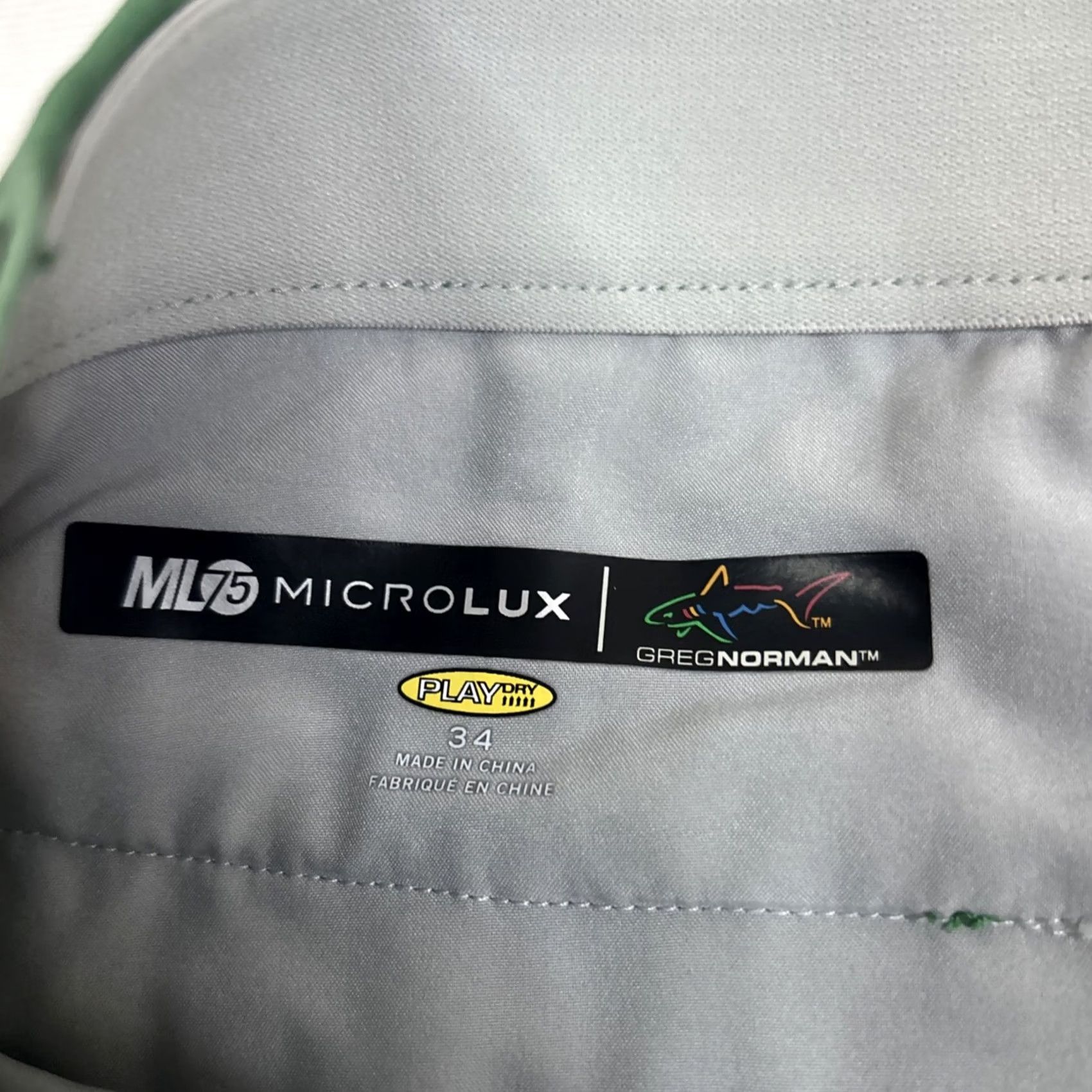 Vintage Greg Norman ML75 Microlux Golf Shorts Mens 34 Green Camouflage Stretch Wicking Size US 34 / EU 50 - 2 Thumbnail