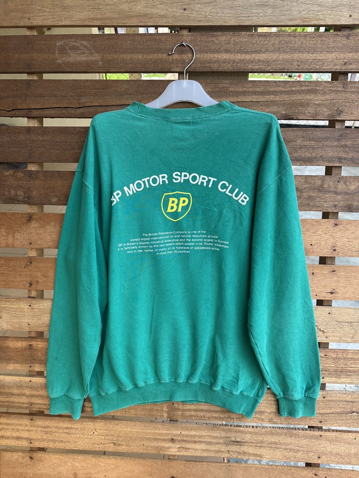 Formula 1 Vintage Distressed British Petroleum BP Sweatshirt Size US L / EU 52-54 / 3 - 2 Thumbnail