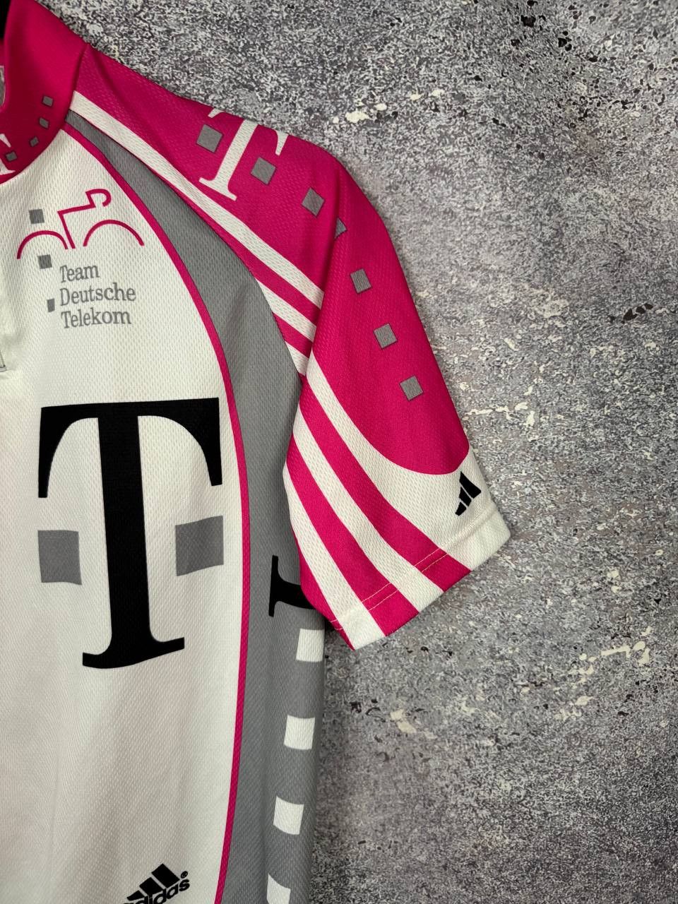 Adidas Cycling Team Deutsche Telekom 1ard Adidas Jersey size 34 Size US M / EU 48-50 / 2 - 2 Thumbnail