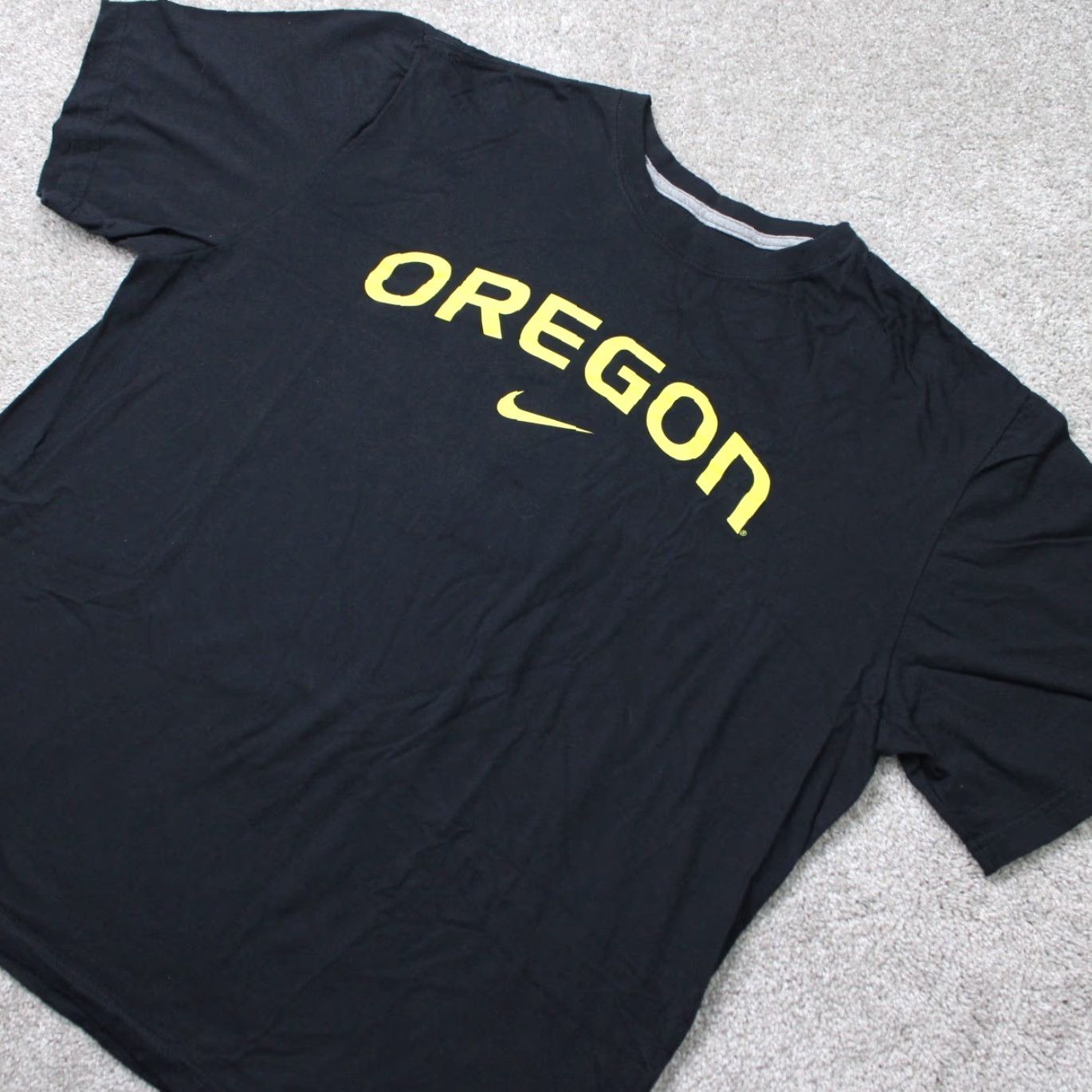 Nike Nike Oregon Ducks Shirt Men 2XL Black Short Sleeve Cotton Regular Fit Graphic Print 90s College Ducks Mens Size US XXL / EU 58 / 5 - 2 Thumbnail