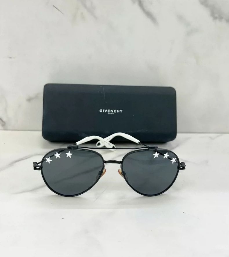 Other Givenchy Black Aviator Sunglasses Size ONE SIZE - 1 Thumbnail