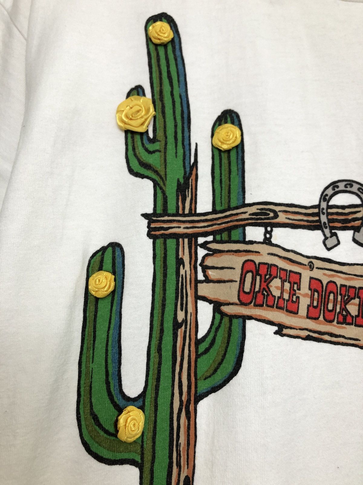 Universal Studios × Vintage Vintage Universal Studios Okie Dokie Corral T-Shirt Size US L / EU 52-54 / 3 - 3 Thumbnail