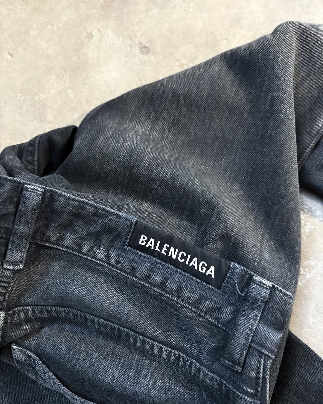 Balenciaga S/S22 GREY/BROWN BOOTCUT DENIM Size US 32 / EU 48 - 8 Thumbnail