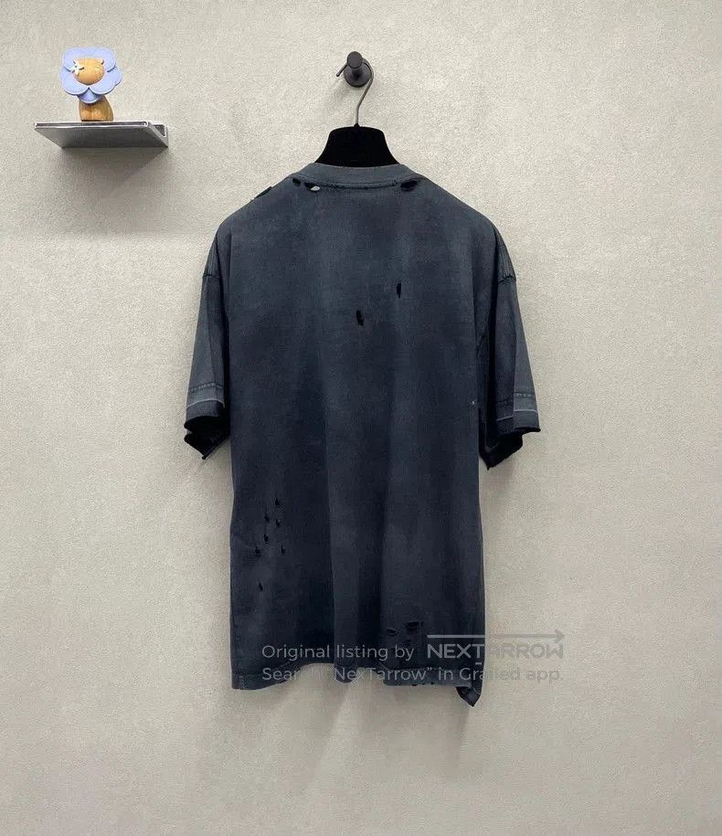 Balenciaga Balenciaga Washed Distressed Short Sleeve. Size US L / EU 52-54 / 3 - 1 Thumbnail