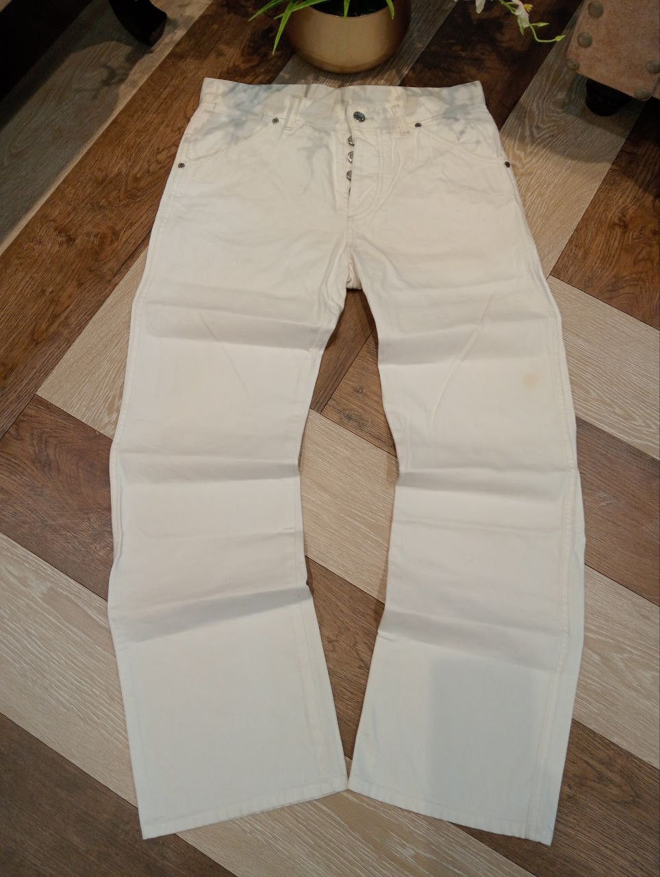 Louis Vuitton LUXURY LOUIS VUITTON DENIM PANTS - WHITE Size US 31 - 2 Thumbnail