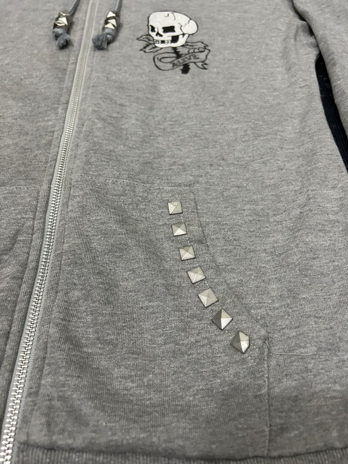 Japanese Brand Glad News Japan Skull Spine Studded Zip Hoodie Size US M / EU 48-50 / 2 - 7 Thumbnail