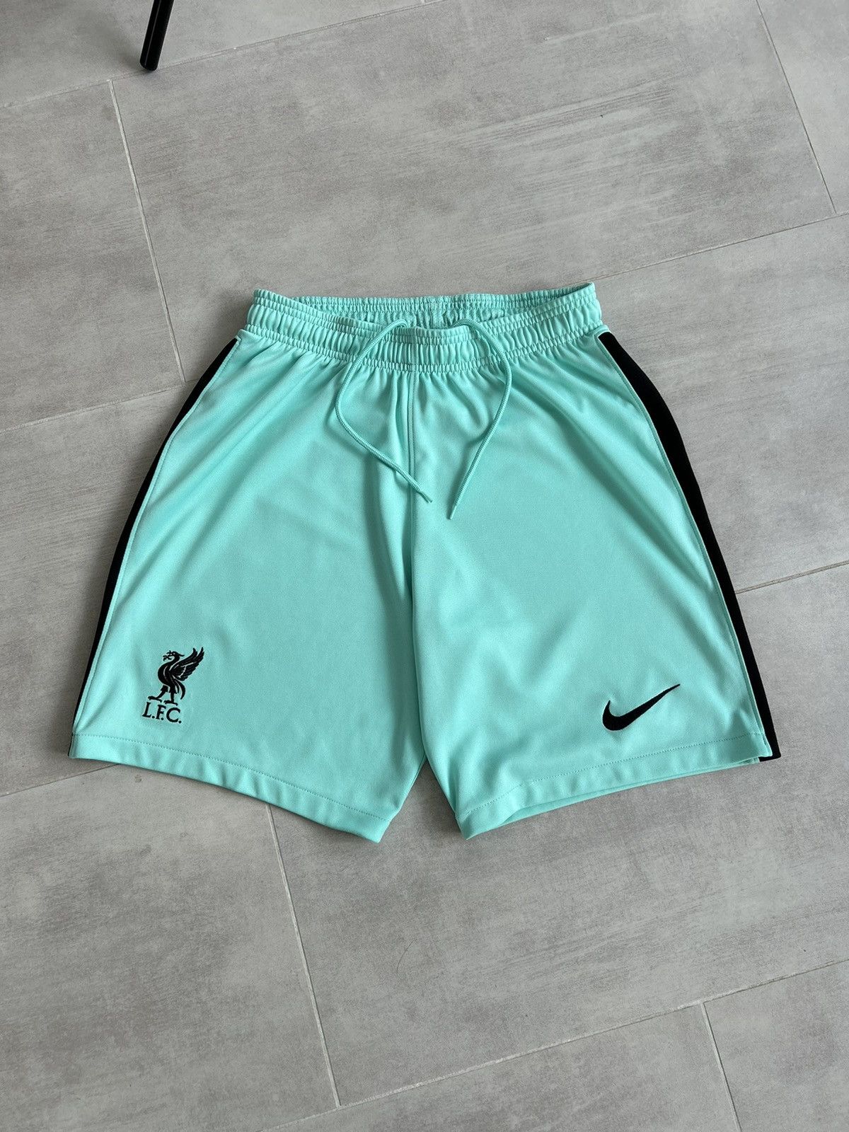 Nike Nike Liverpool 2020/21 Away FOOTBALL SHORTS SOCCER SHORTS Size US 30 / EU 46 - 4 Thumbnail