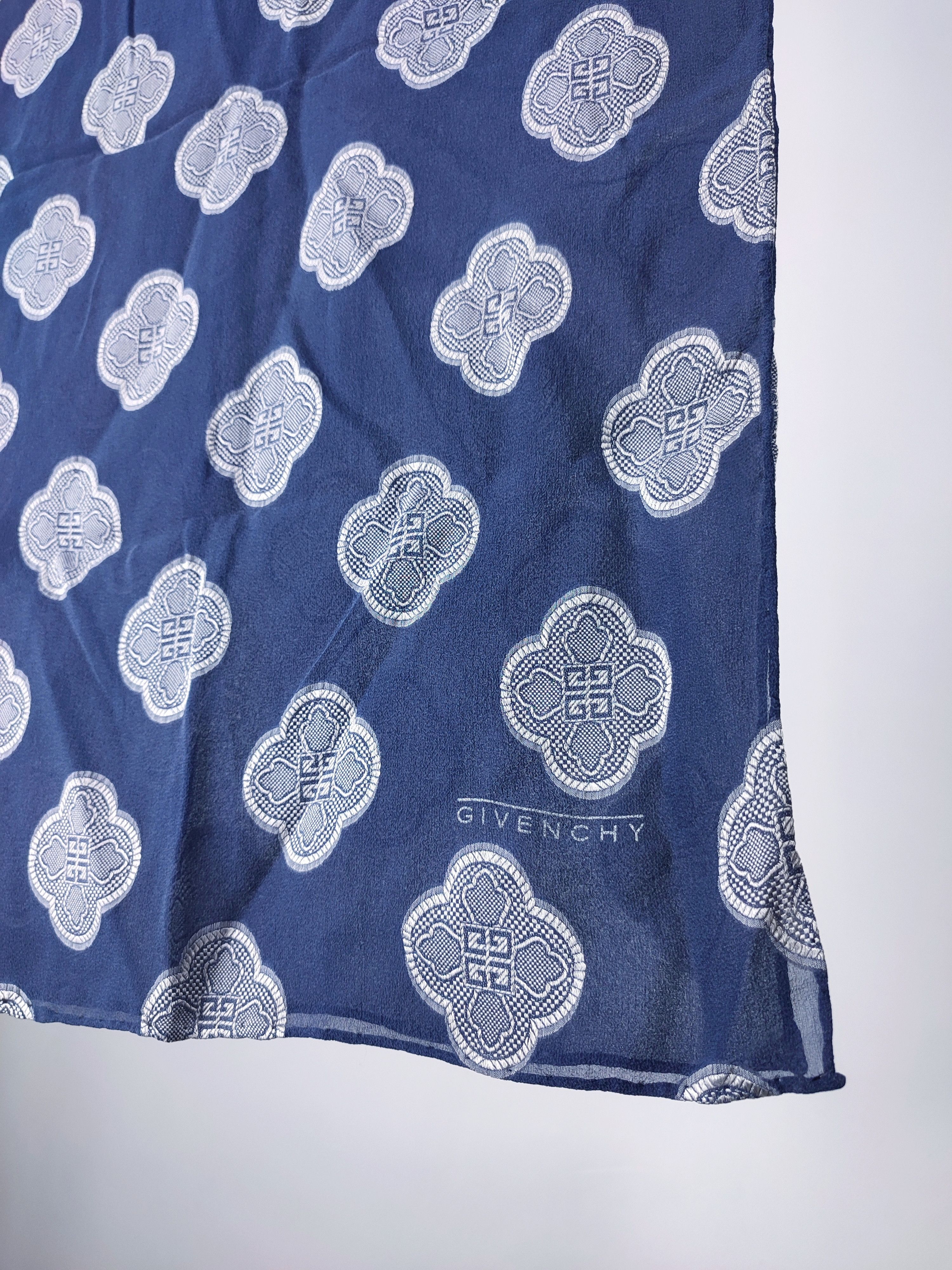 Givenchy Givenchy Logo 4G Monogram Silk Scarf Size ONE SIZE - 3 Thumbnail