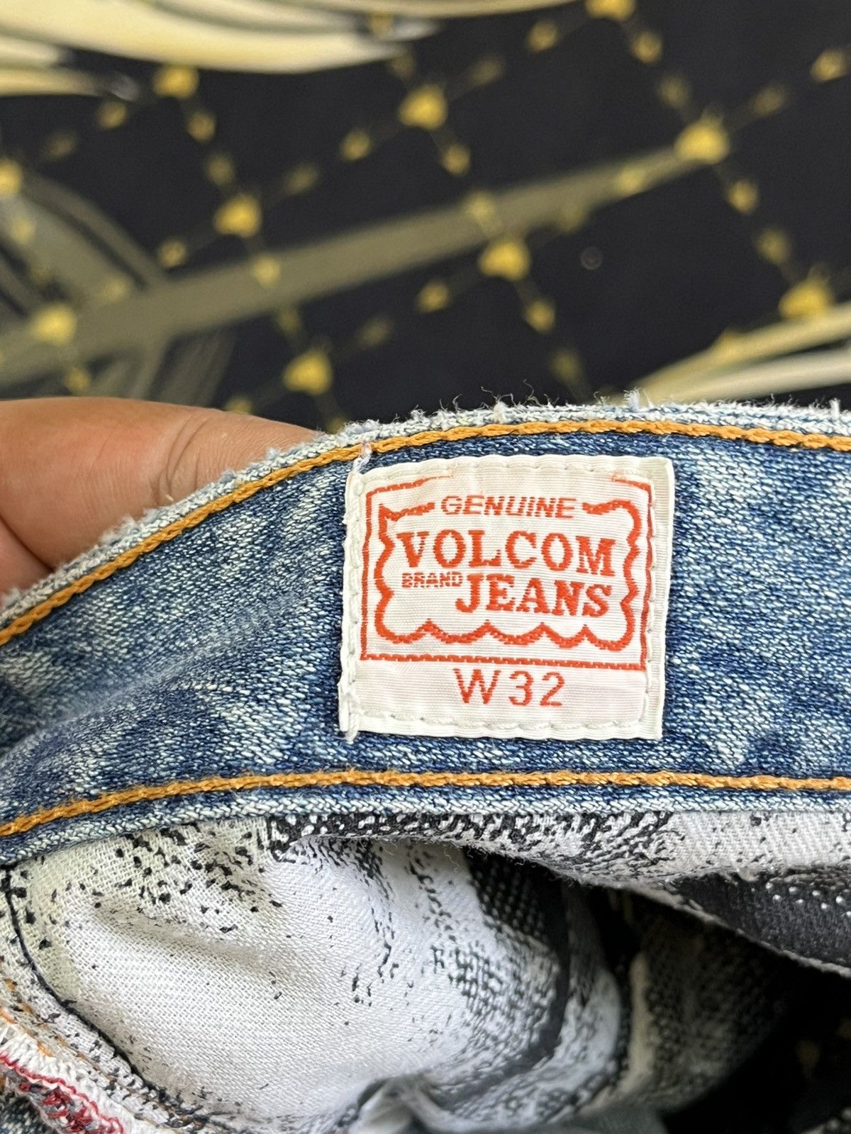 4GSELLER × Volcom Vintage Volcom Flare Distressed Denim Size US 33 - 14 Thumbnail