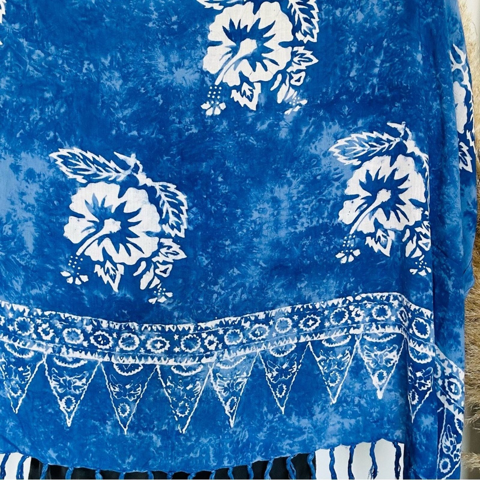 Vintage VINTAGE Blue White Floral Tropical Fringe Soft Scarf Wrap Size ONE SIZE - 6 Thumbnail