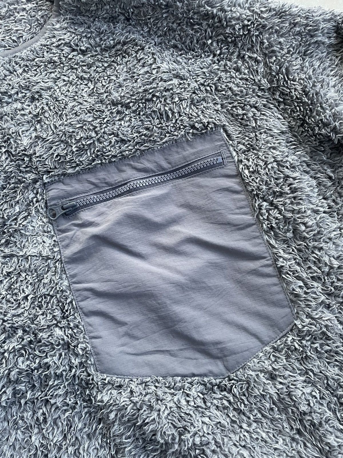 Japanese Brand × Uniqlo UNIQLO FLEECE SINGLE POCKET WITH LEFT SIDE BUTTON Size US XL / EU 56 / 4 - 3 Thumbnail