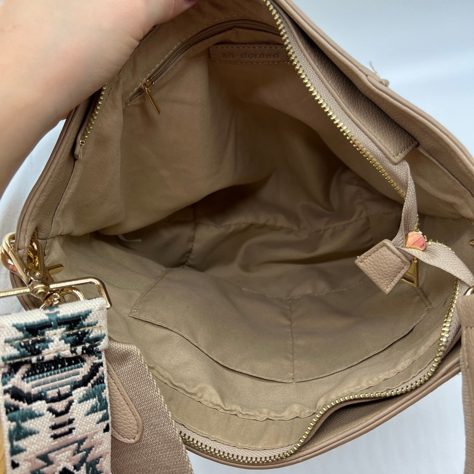 Other Amy Stran x AHDORNED Faux Leather Bucket Bag Mushroom Brown Size ONE SIZE - 4 Thumbnail