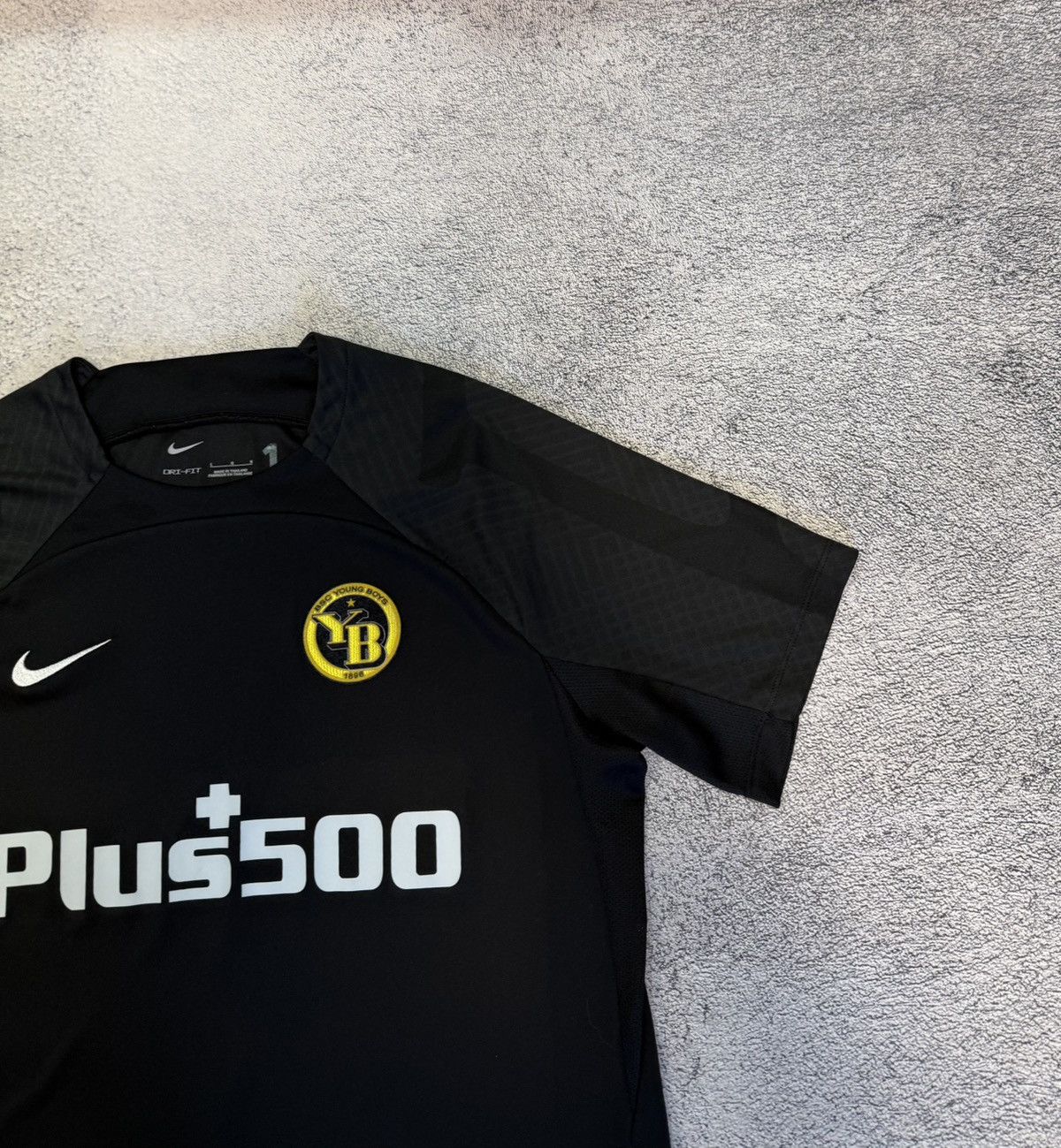 Nike BSC Young Boys Nike Training Shirt Jersey 2022-24 Plus500 Size US L / EU 52-54 / 3 - 4 Thumbnail