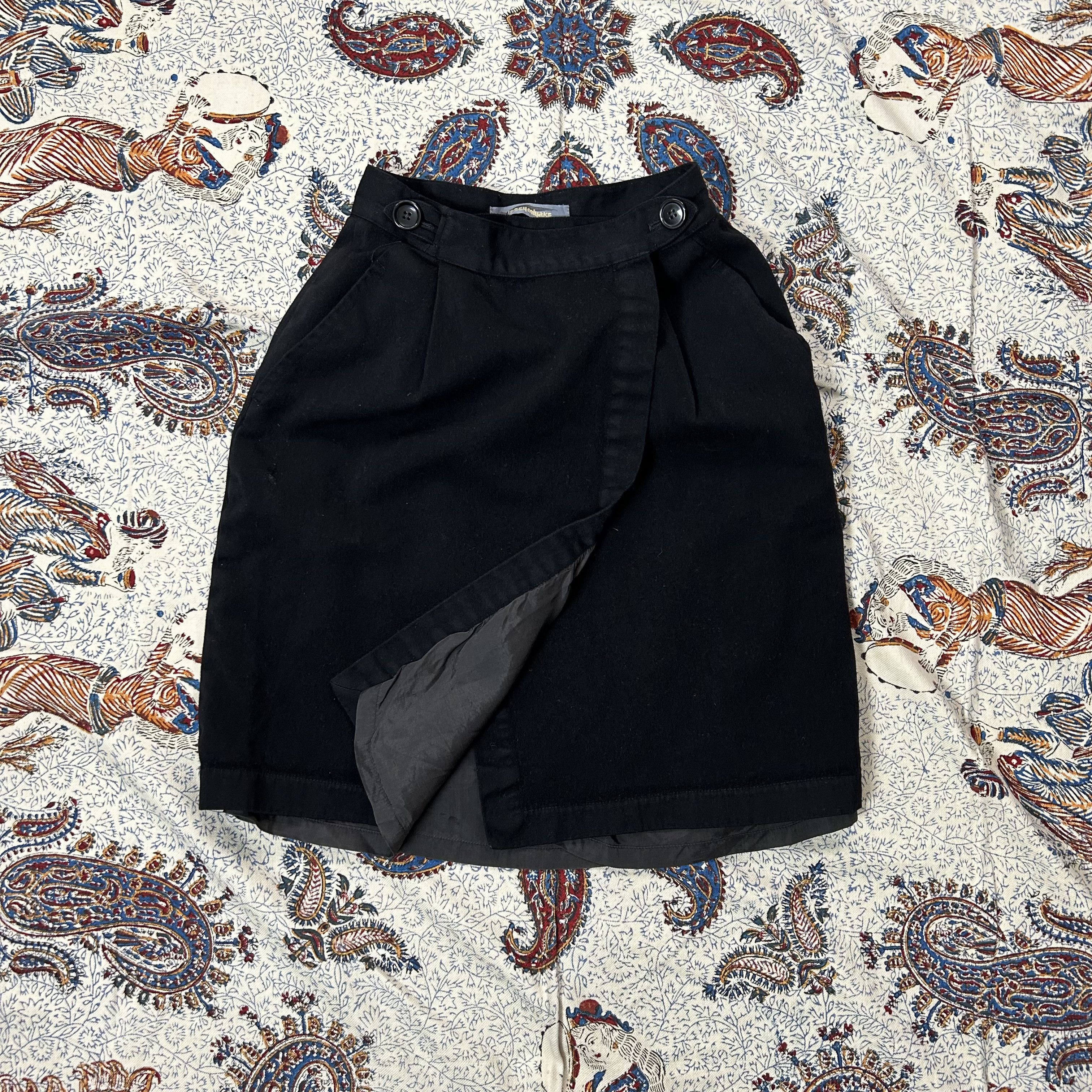 Issey Miyake ISSEY MIYAKE 80S WOOL MINI SKIRT Size 26" / US 2 / IT 38 - 1 Thumbnail