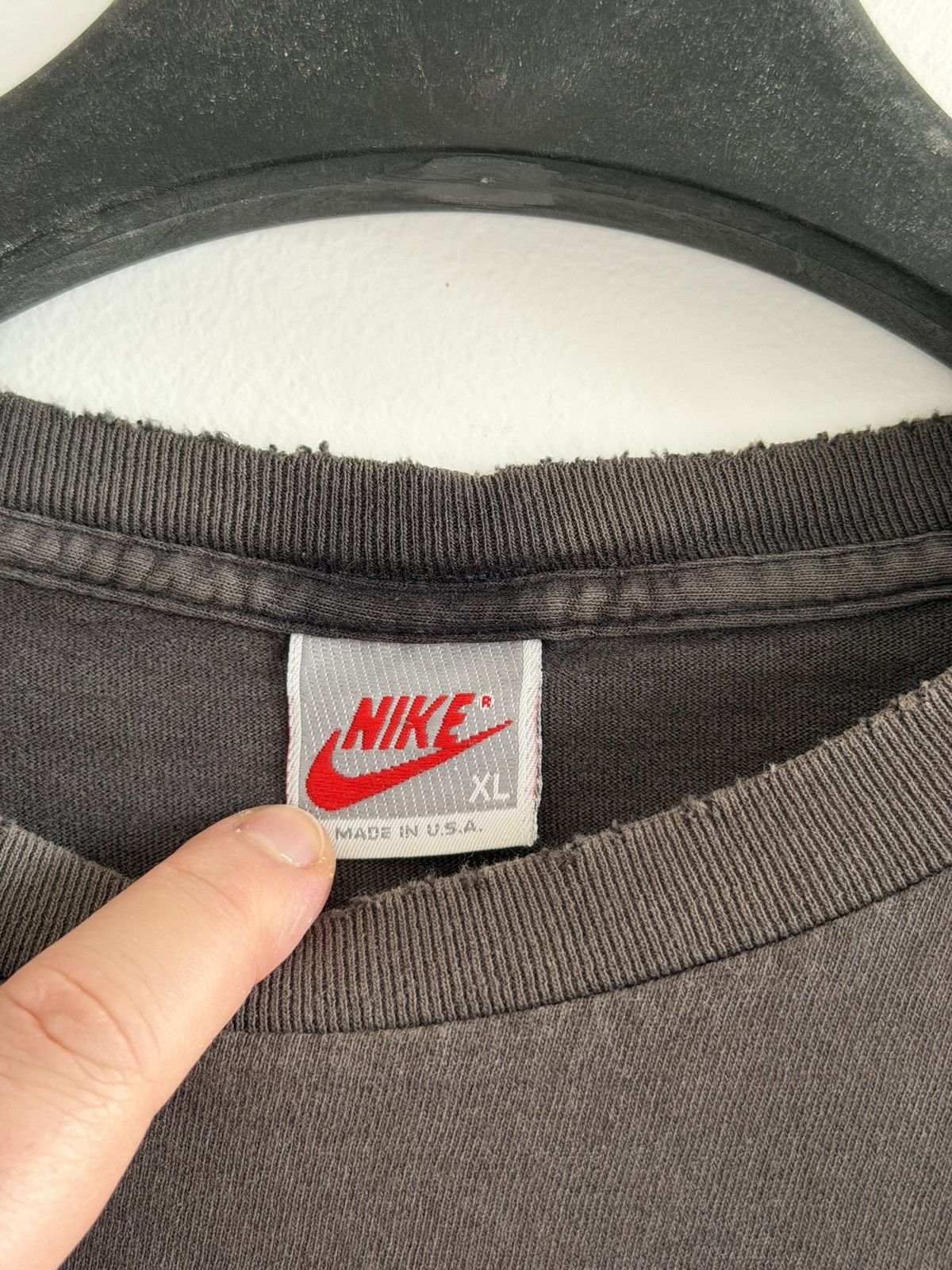Nike *RARE* 1990s 90s NIKE FADED VINTAGE TENNIS AGASSI Size US M / EU 48-50 / 2 - 6 Thumbnail