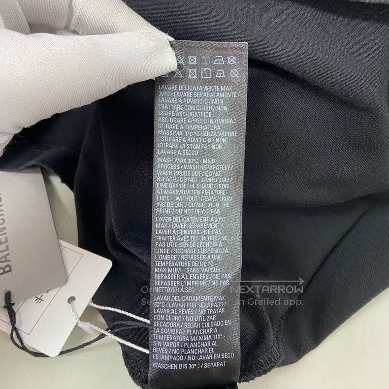 Balenciaga Balenciaga Letter Logo Black Hoodie Size US S / EU 44-46 / 1 - 8 Thumbnail