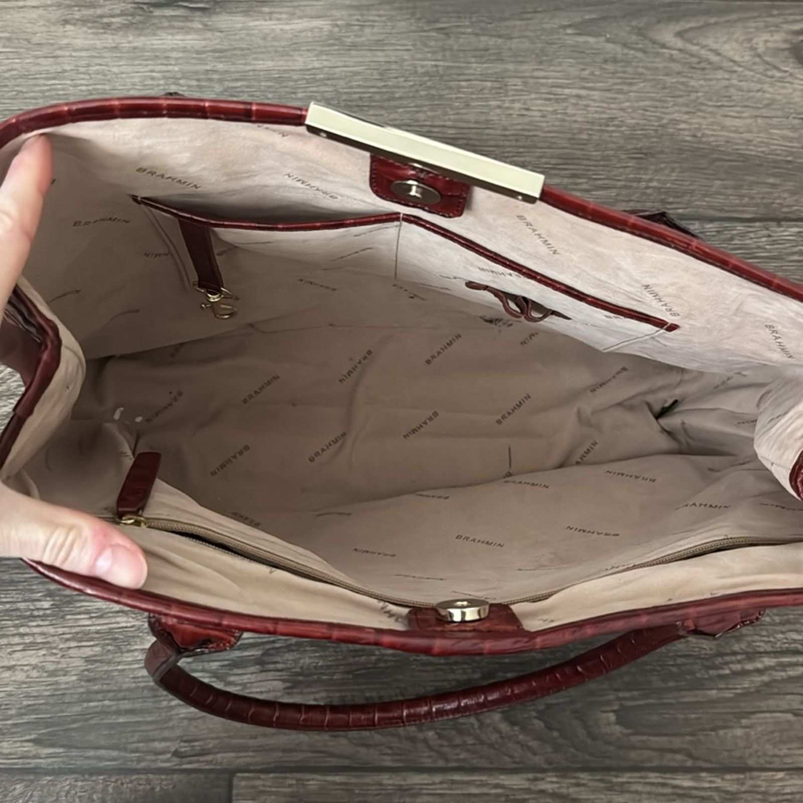 BRAHMIN Brahmin Large Red Leather Croc-Embossed Women's Bag Size ONE SIZE - 5 Thumbnail