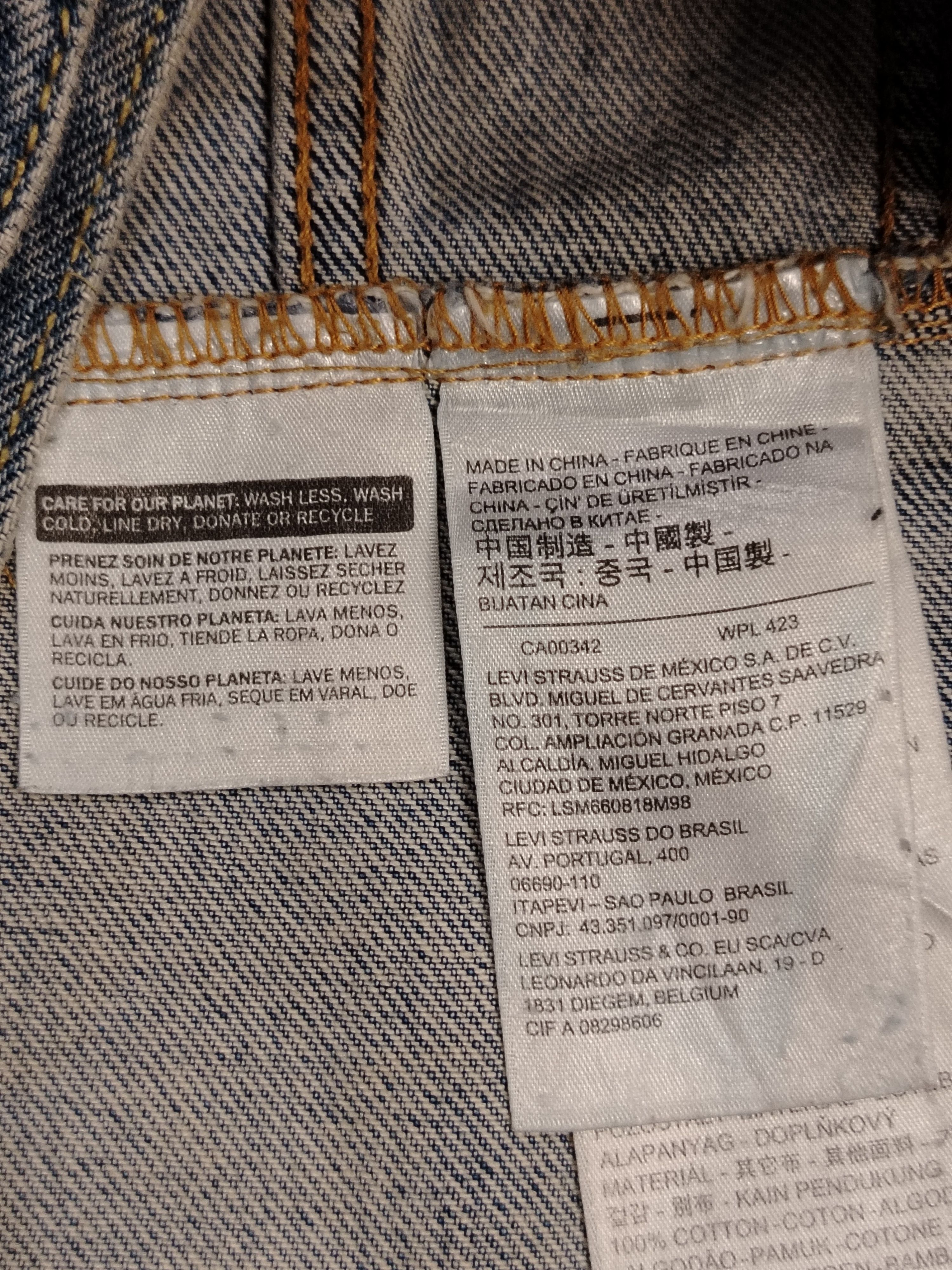 Levi's Levis denim hooded jacket with patches Size US L / EU 52-54 / 3 - 7 Thumbnail