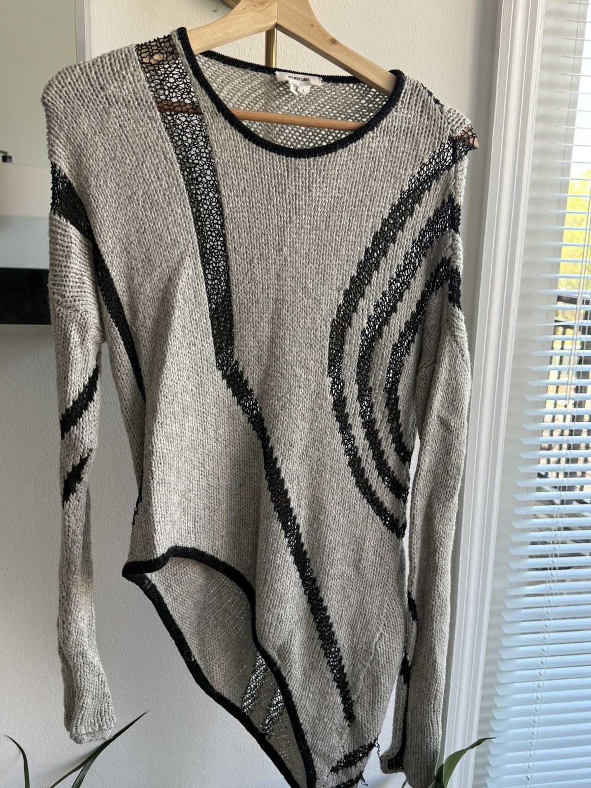 Helmut Lang Helmut Lang Asymmetrical Sweater Size US L / EU 52-54 / 3 - 1 Thumbnail