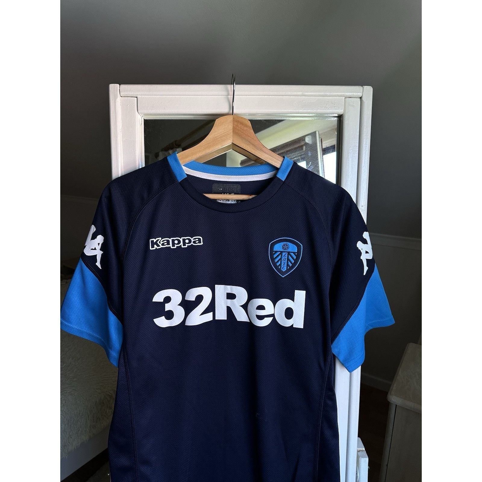 Kappa Leeds United 2016 2017 Third Football Shirt Soccer Jersey Ka Size US XL / EU 56 / 4 - 3 Thumbnail