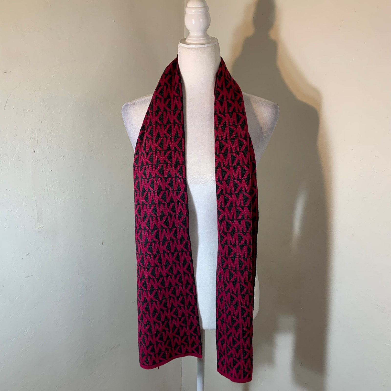 Michael Kors michal kors pink scarf Size ONE SIZE - 3 Thumbnail