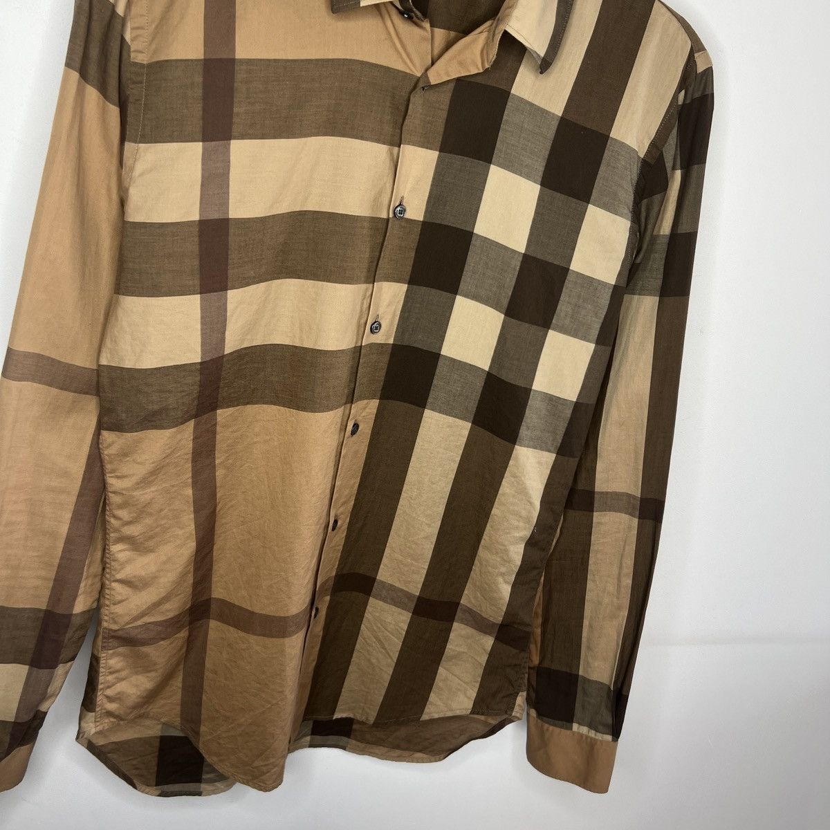 Burberry Burberry Nova Check Shirt Button Up Beige Size US S / EU 44-46 / 1 - 3 Thumbnail
