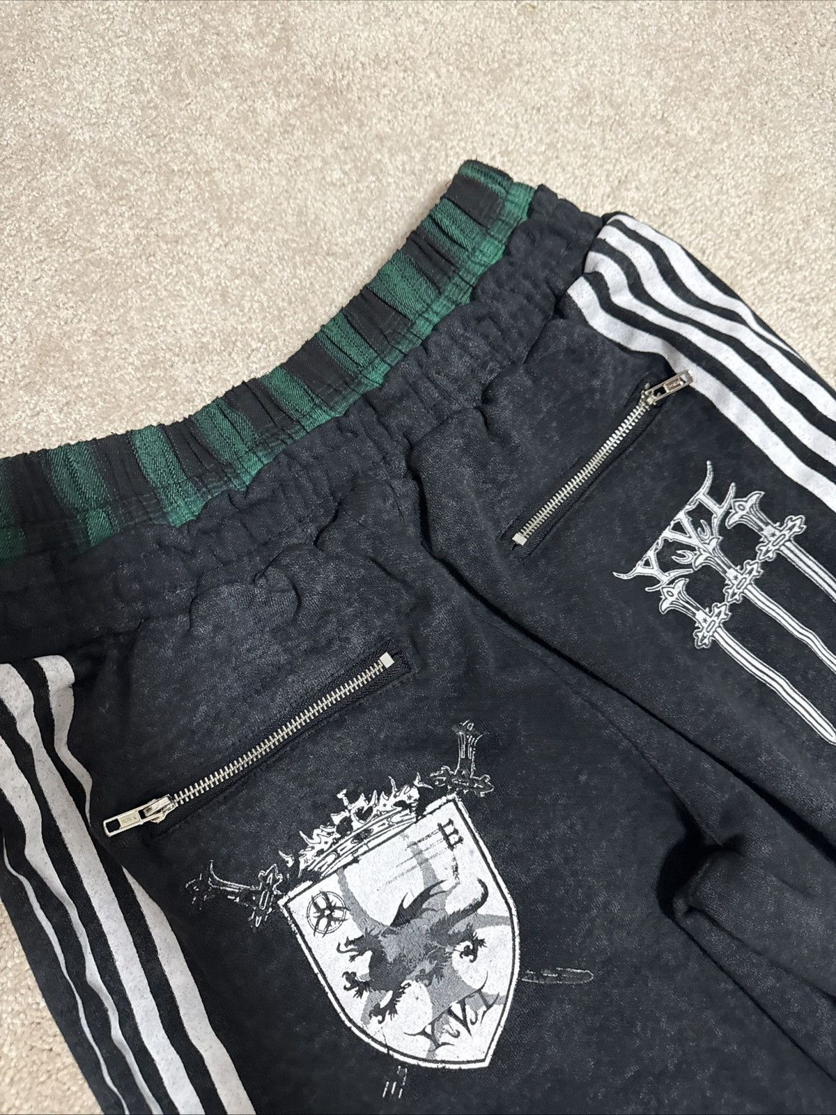 Other Cozy Worldwide ROYAL KNIGHT CLUB WAXED Pants Size US 30 / EU 46 - 5 Thumbnail